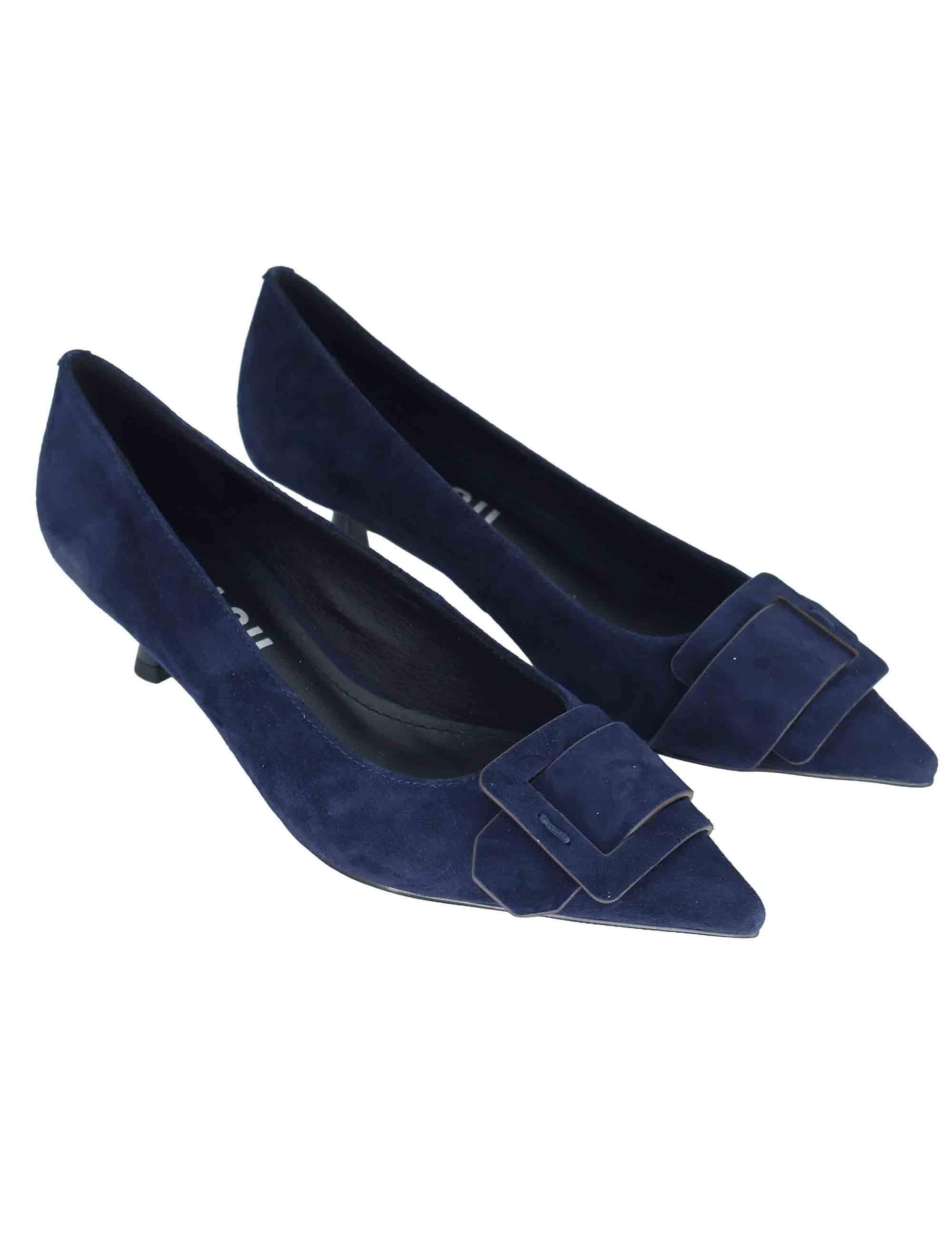 Decollete donna in camoscio blu con tacco medio e fibbia anteriore 636Z30VK 10 Bibi Lou 