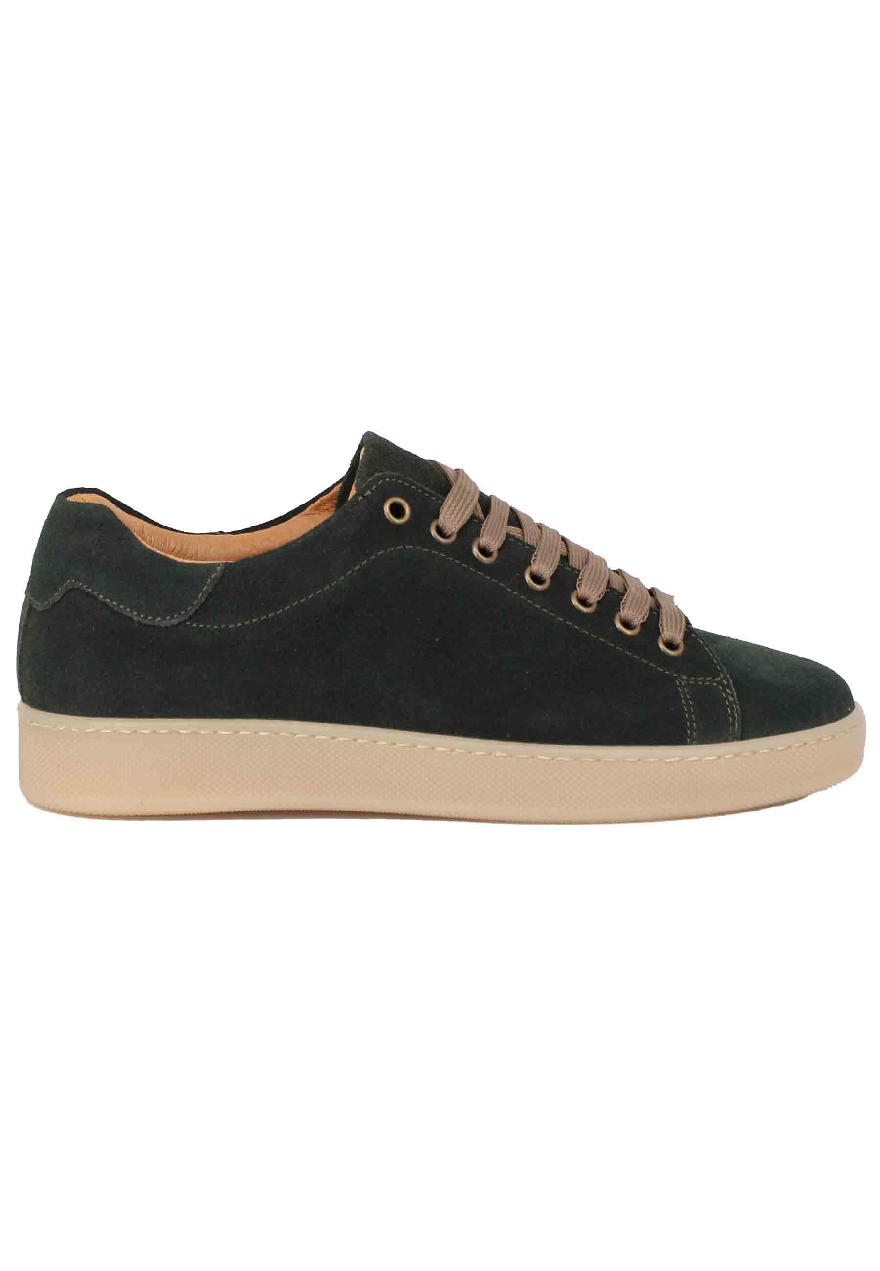 Sneakers uomo in camoscio verde con fondo in gomma 2011 025 Spatarella 