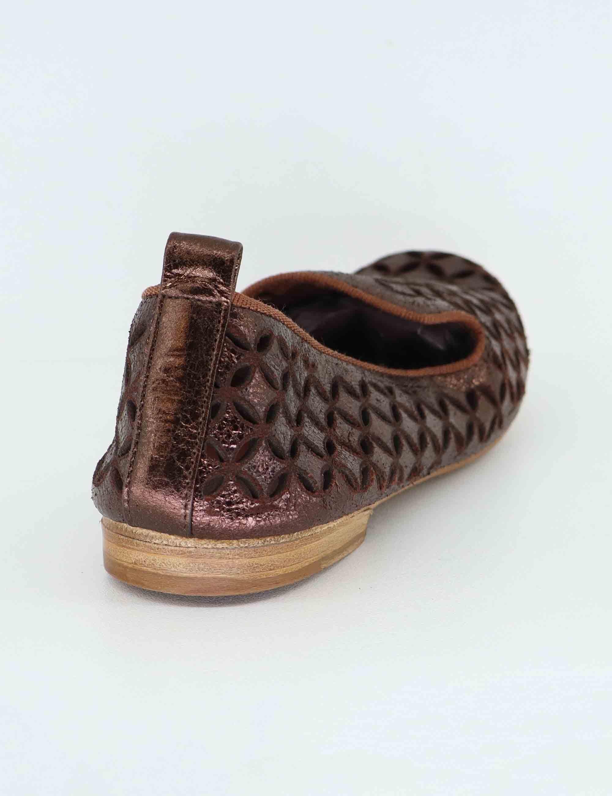 Mocassini donna in pelle forata marrone 314102 014 Kudetà 