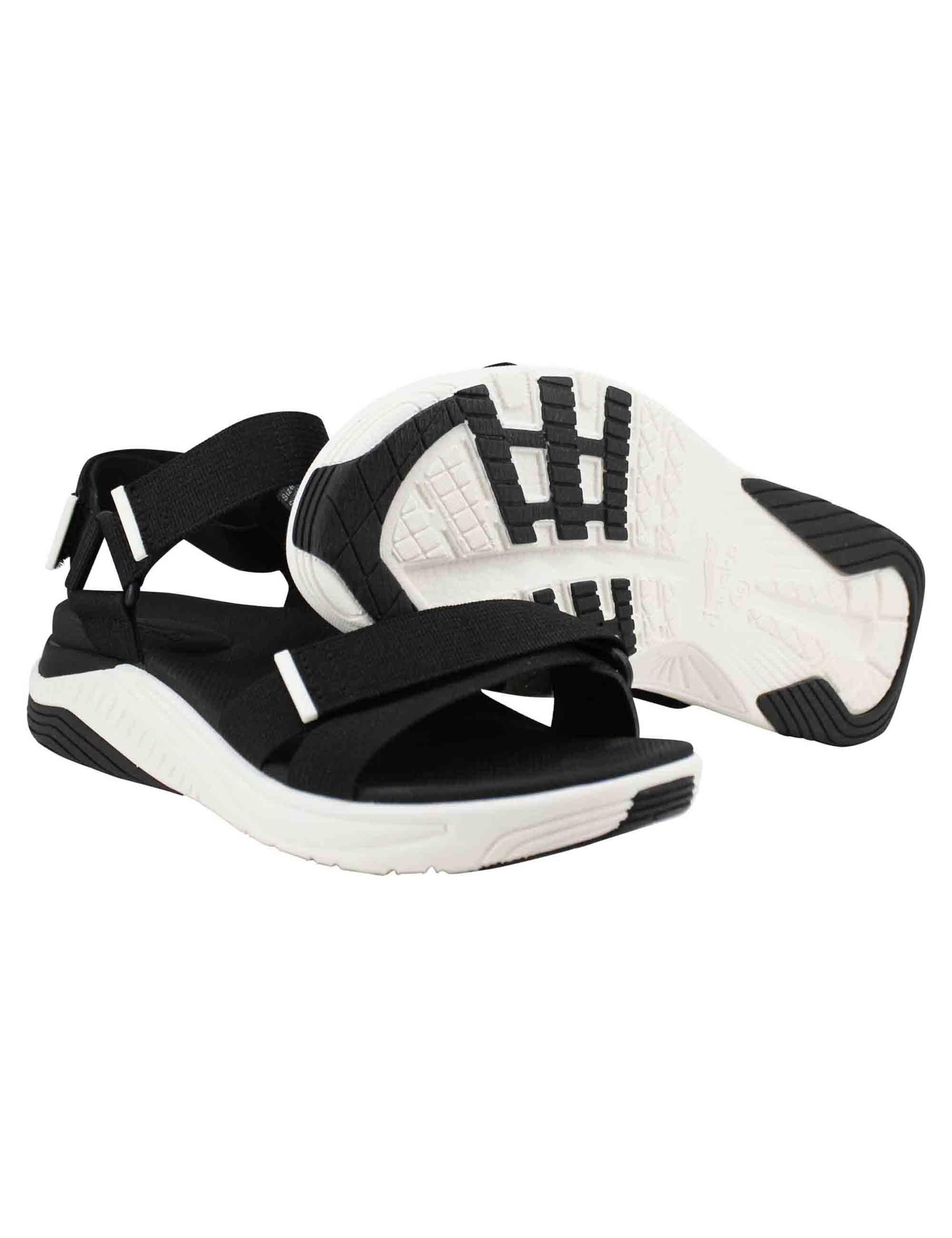 Sandali donna Racquel in tessuto nero con zeppa in gomma RACQUEL 491-5500200 Dansko 
