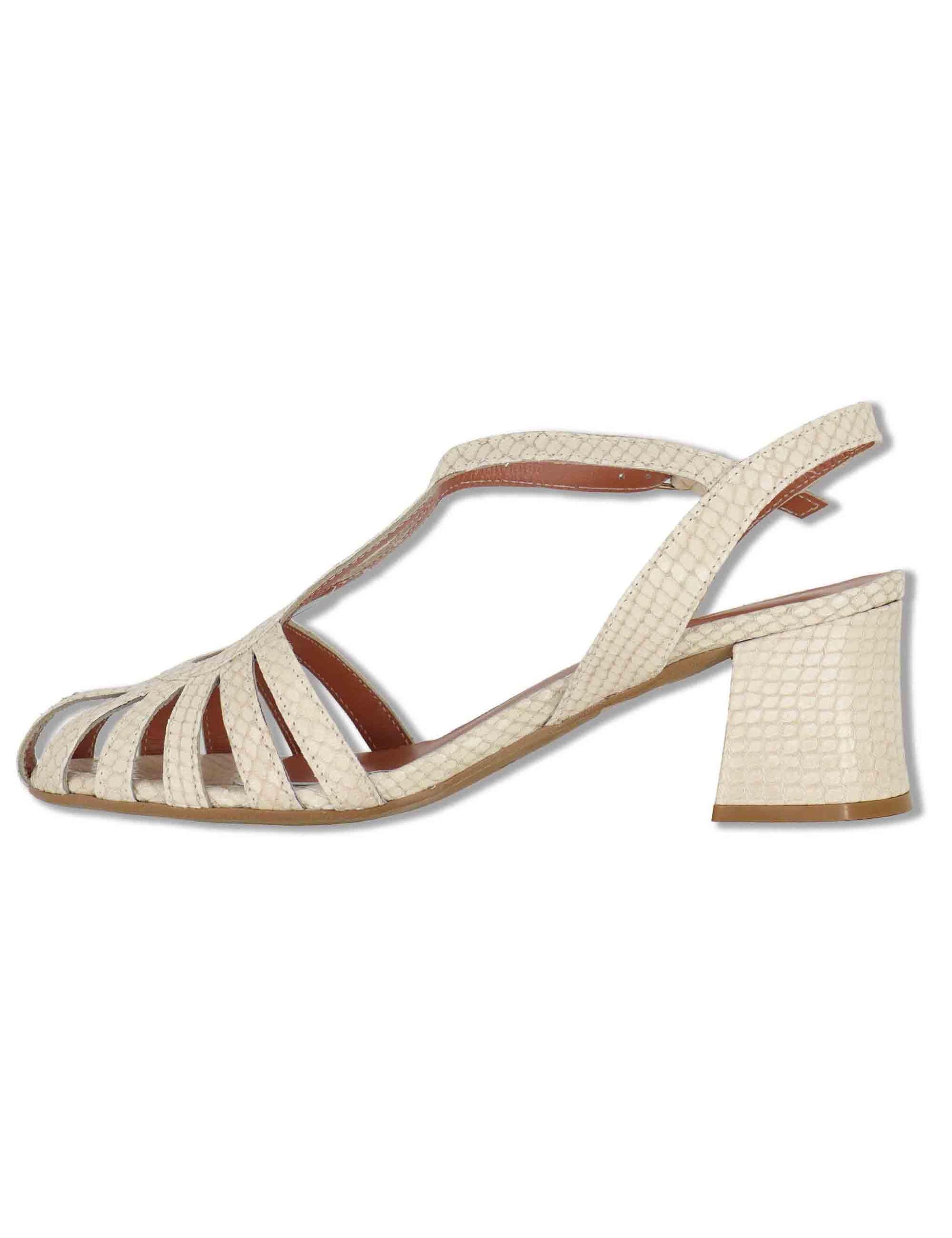 Sandali donna in pelle off white con tacco medio e cinturino alla caviglia 9711 100 Les Venues 