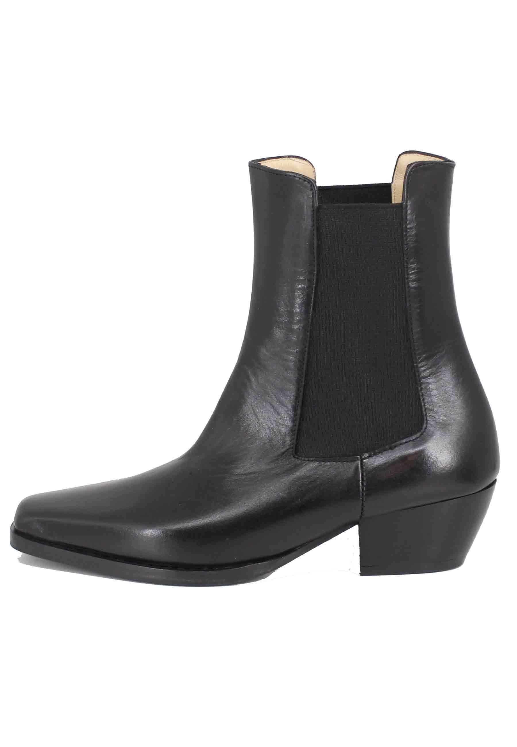 Stivaletti chelsea boot donna in pelle nera punta quadra BT1695/C 2 L'Arianna 
