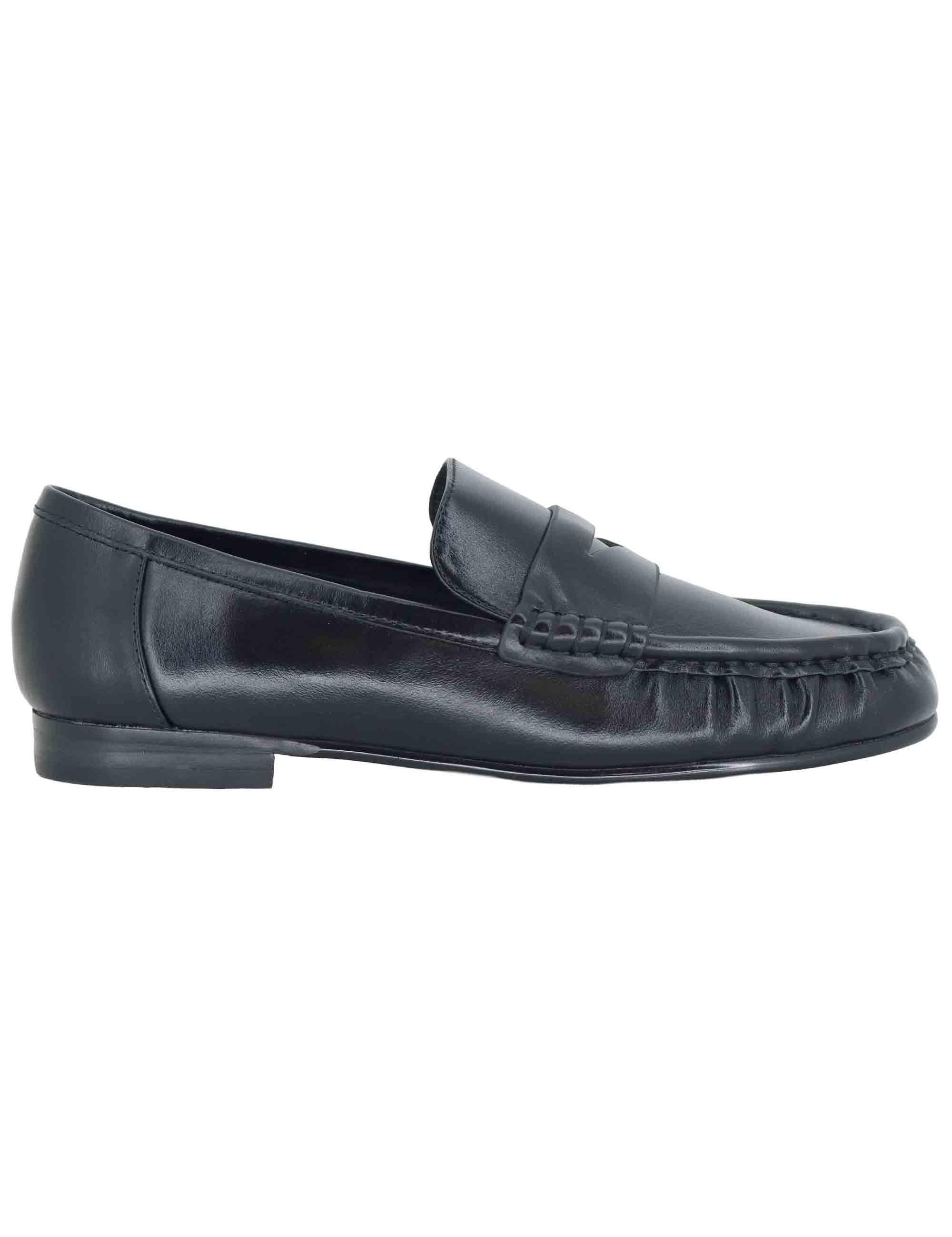 Mocassini donna in pelle nera con tacco basso e suola in gomma 661Z12VK 03 Bibi Lou 