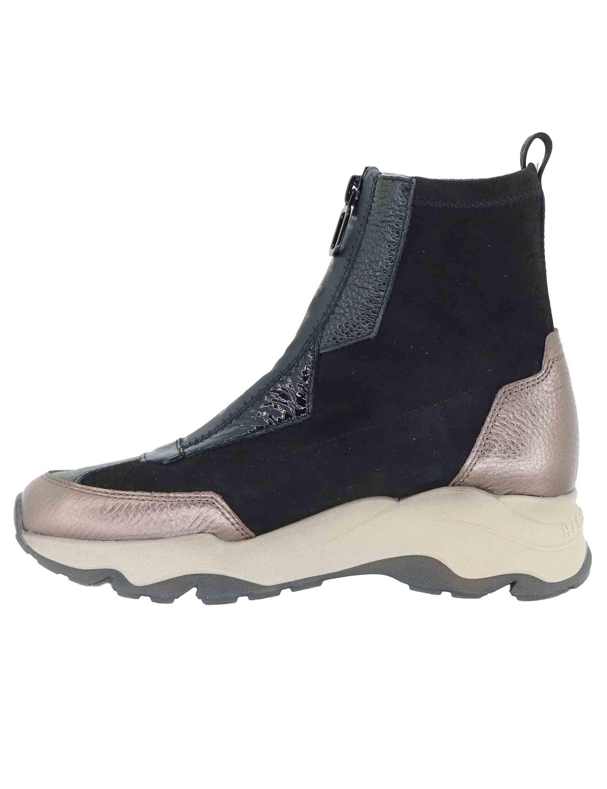 Sneakers donna in pelle e tessuto nero con suola alta in gomma CHI254321 C004 Hispanitas 