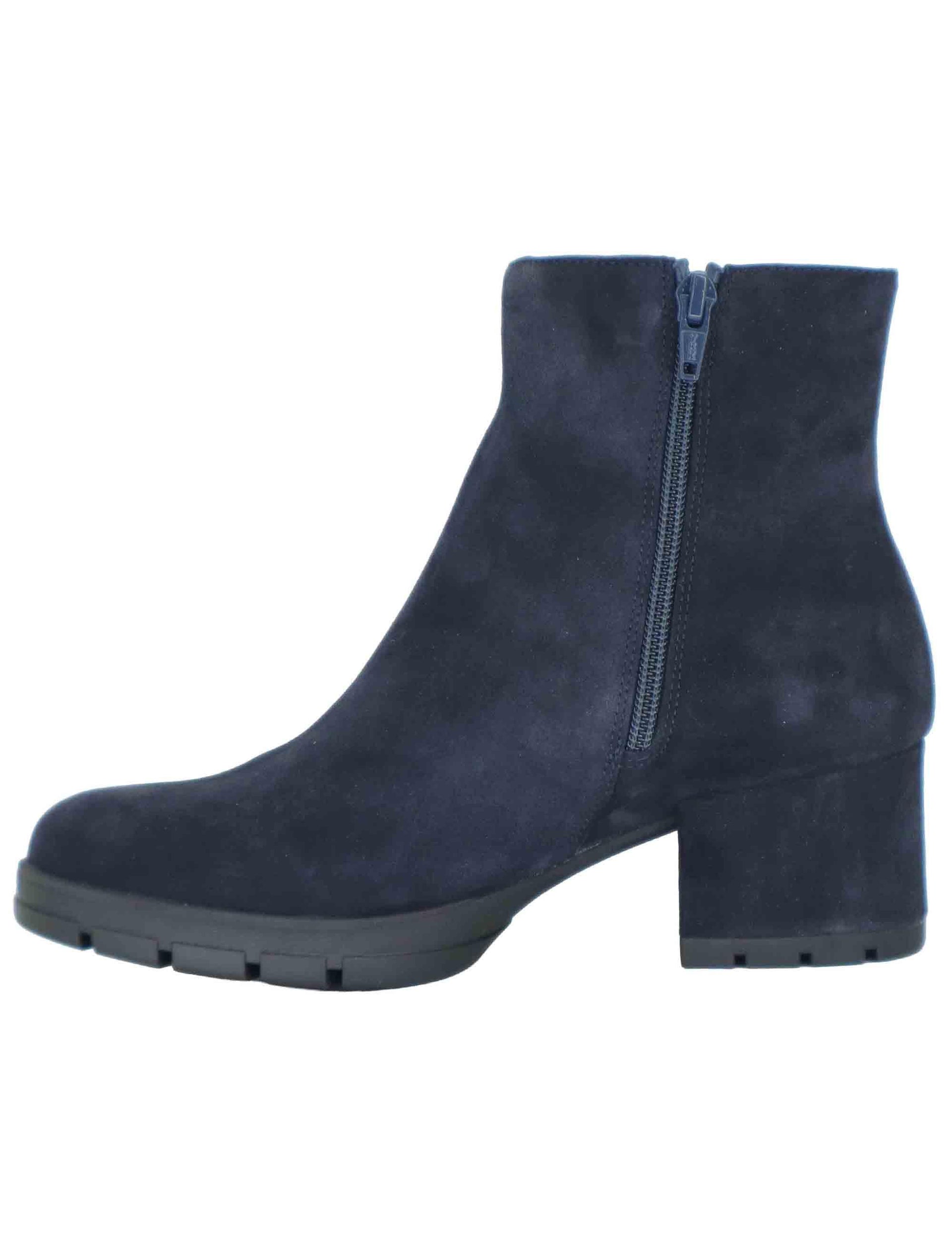 Stivaletti donna in camoscioblu con tacco basso JAYDI BS NAVY Unisa 