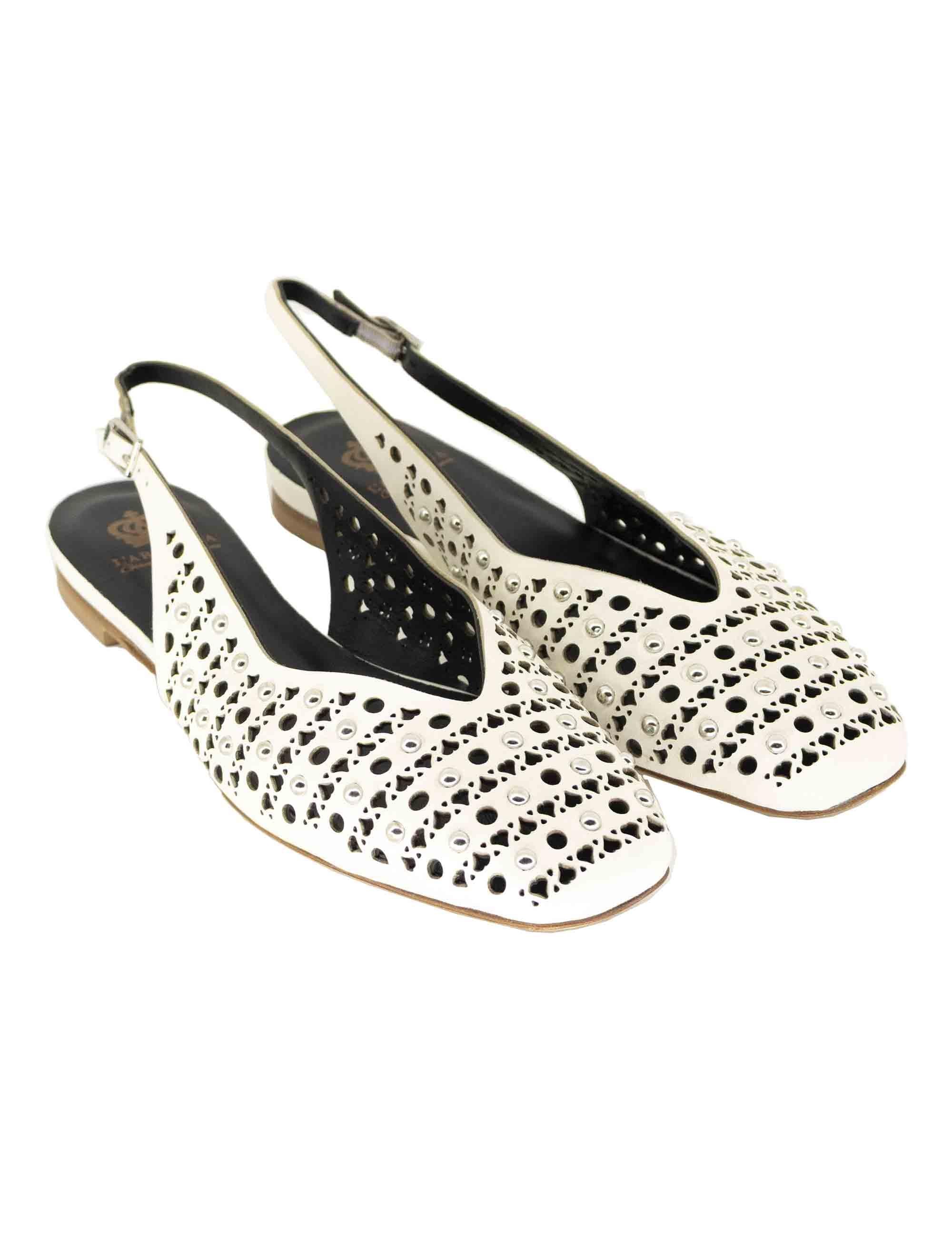 Slingback donna in pelle off white con borchie tacco basso CH2524 003 L'Arianna 