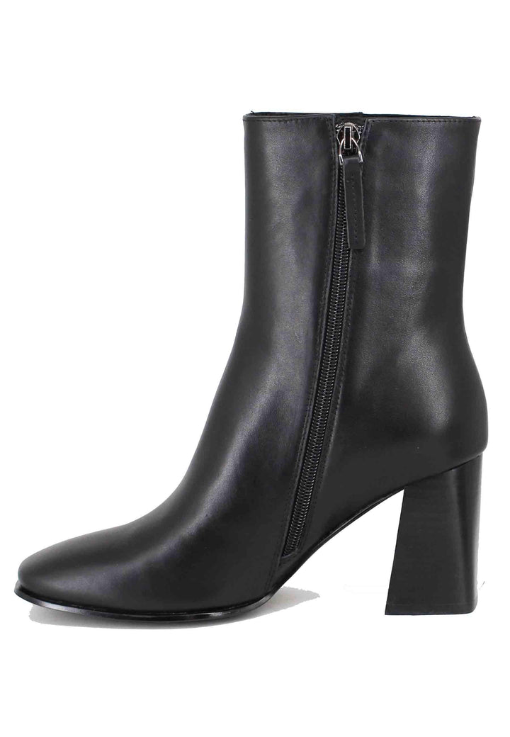 Stivaletti donna in pelle nera con tacco alto e punta quadra 556T10VK 001 Bibi Lou 