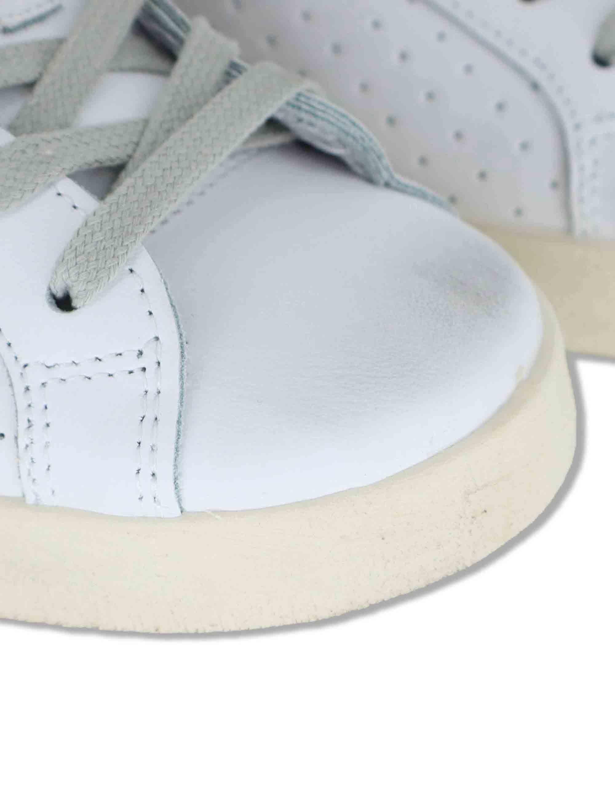 Sneakers donna Prime in pelle bianca e beige con stelle 2SD5090 147 2Star 