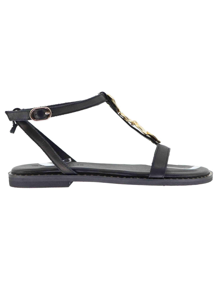 Sandali flat donna in pelle nera con medaglie oro U41005821002 582 Tsakiris Mallas 