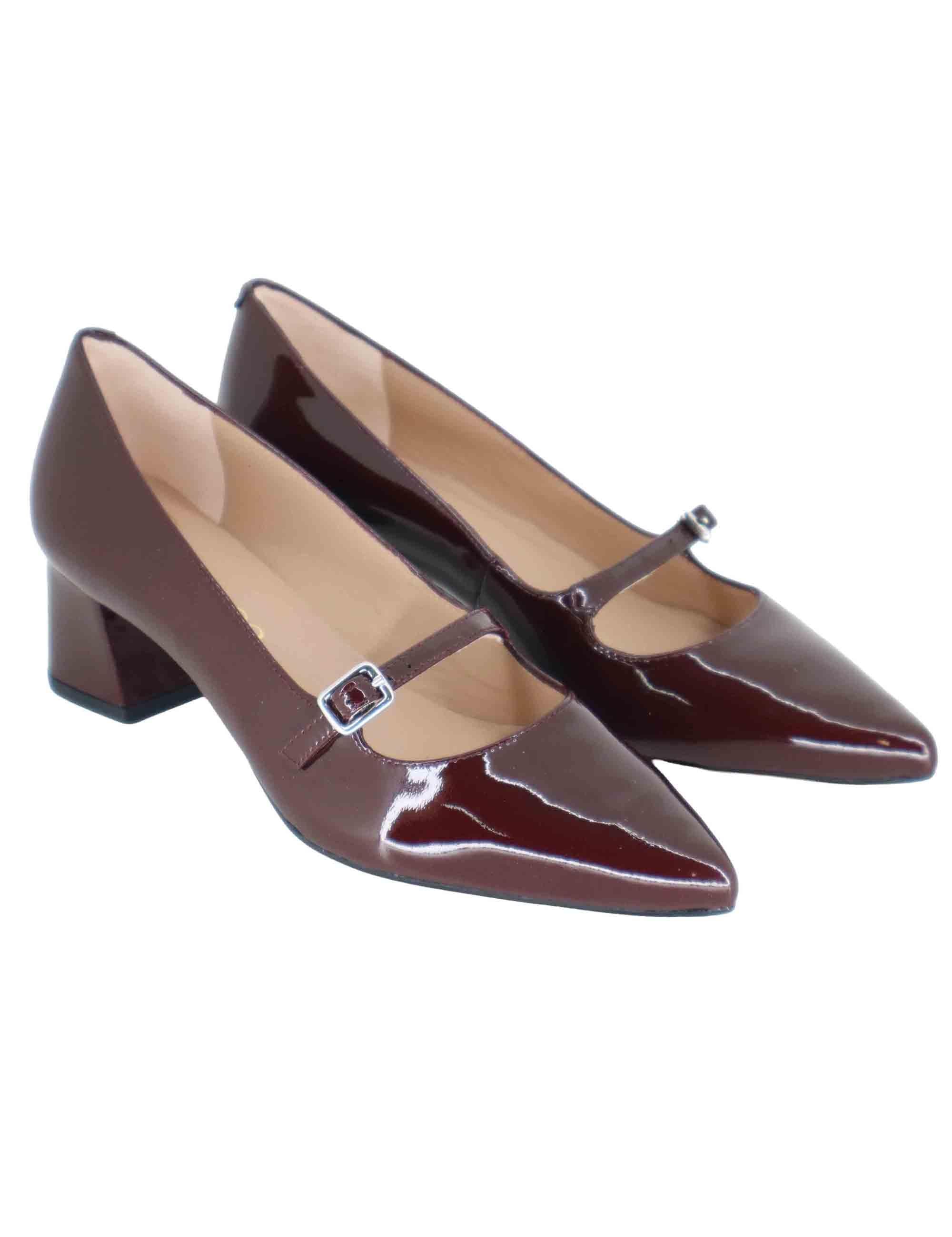 Decollete donna in vernice bordeaux con cinturino JUNDE PA BURDEOS Unisa 