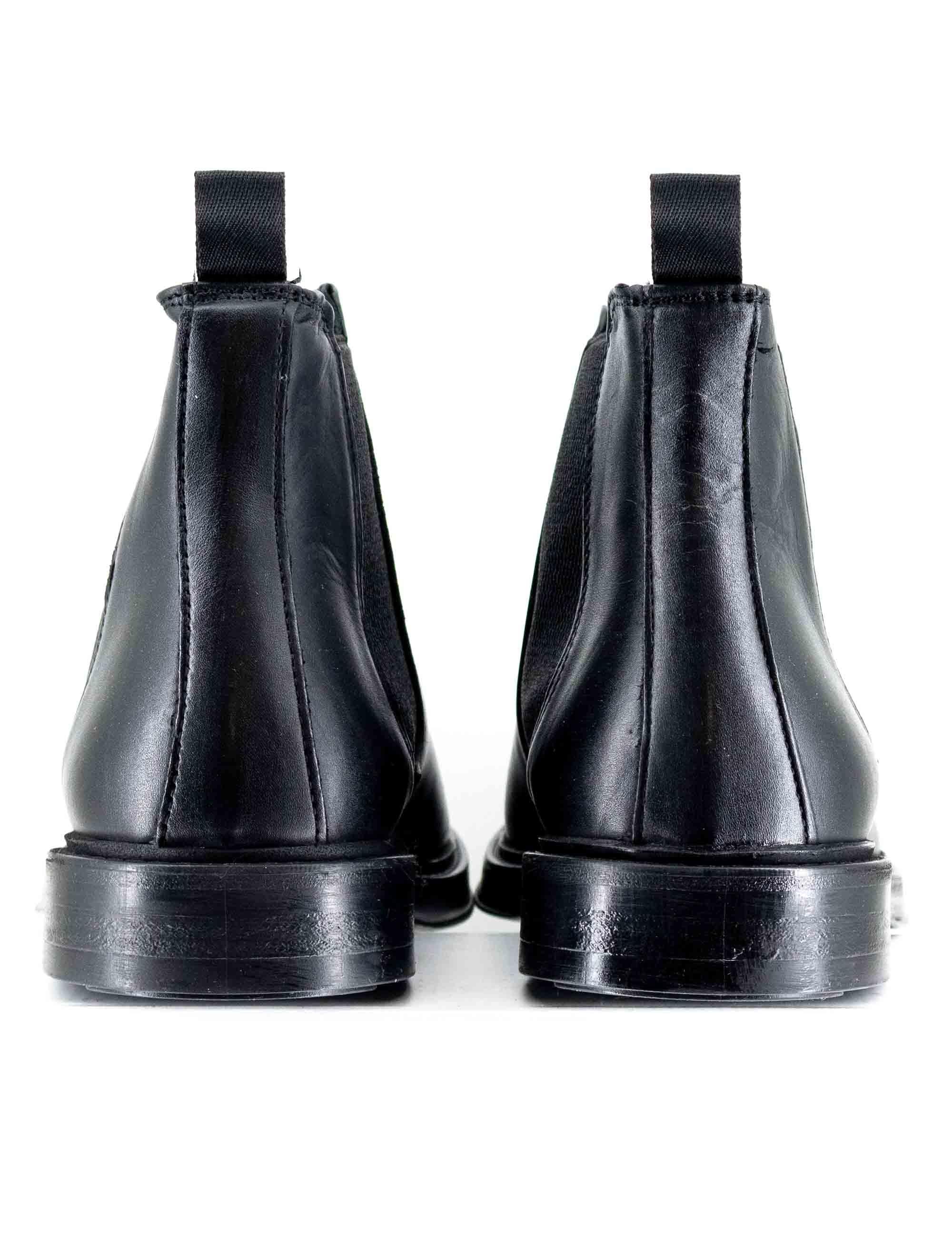 Stivaletti uomo beatles in pelle nera con elestici in tinta e suola in gomma SP2052L 001 Spatarella 