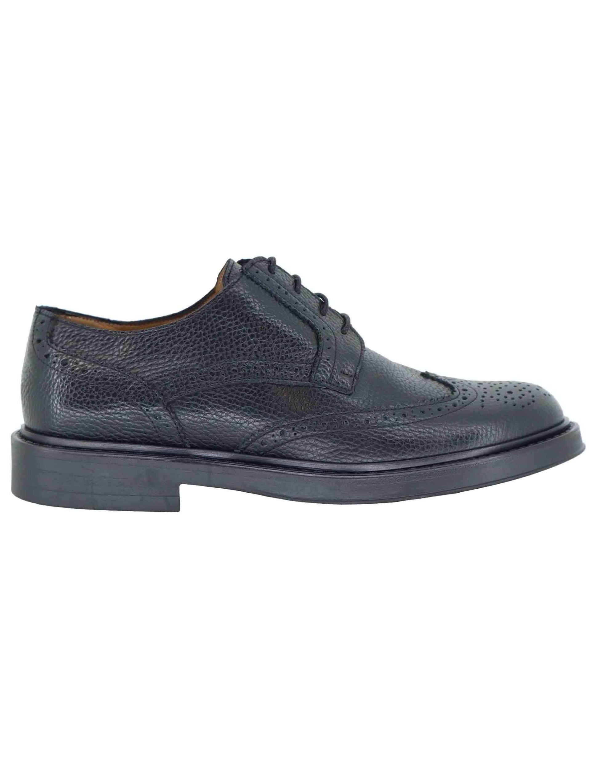 Stringate uomo in pelle nera con impunture e suola in gomma SP019 001 Spatarella 