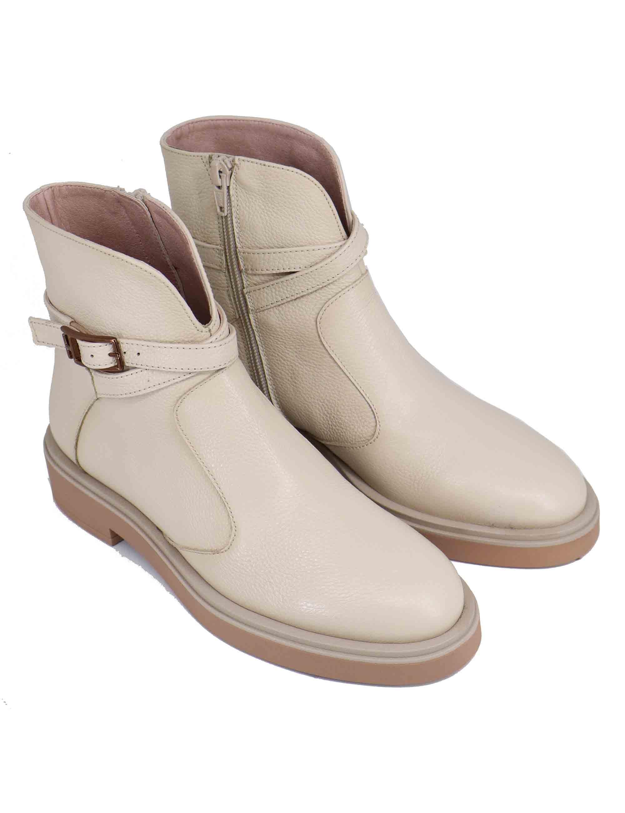 Stivaletti donna in pelle off white con suola ultra light HI243615 C007 Hispanitas 