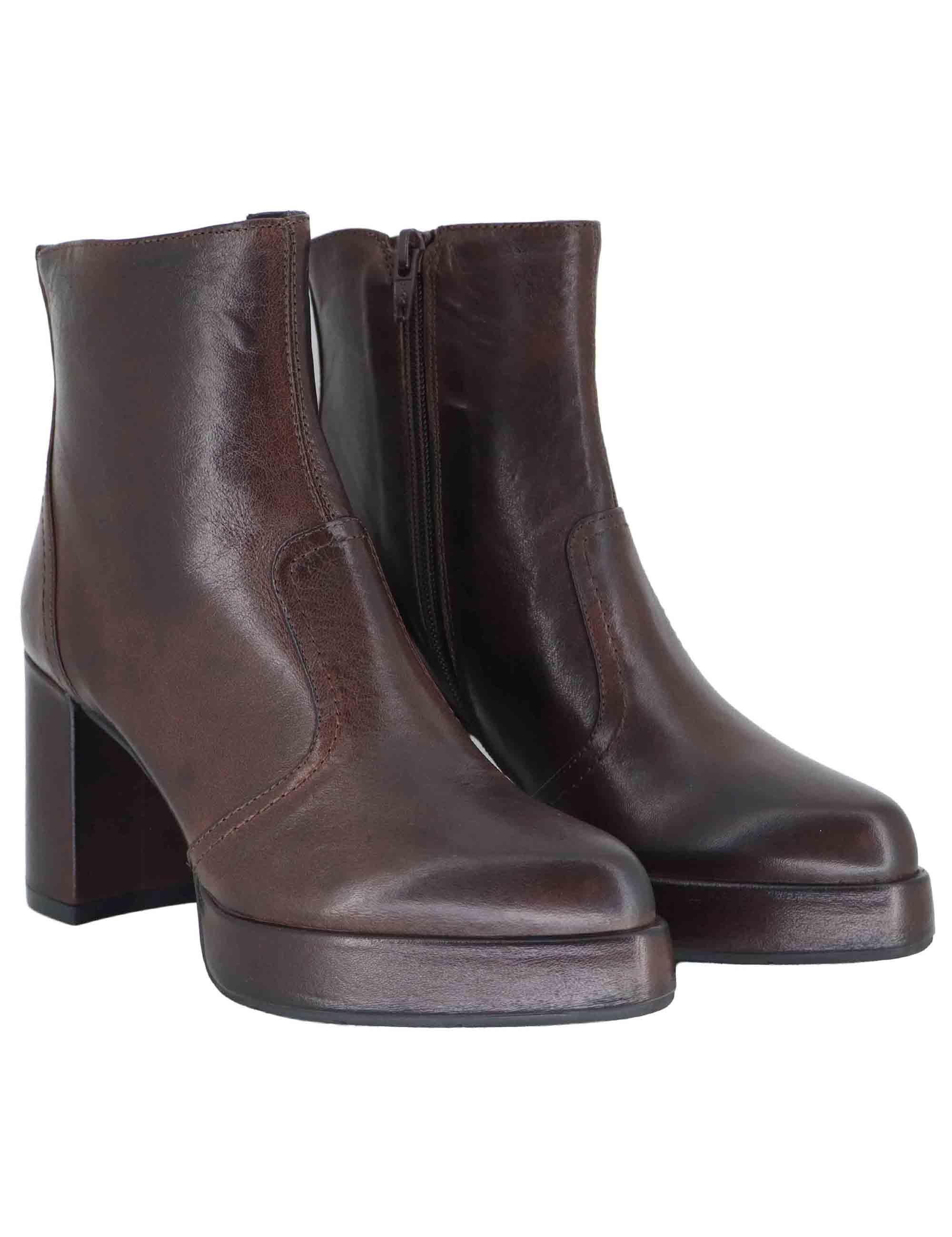 Stivaletti donna in pelle marrrone con tacco alto e plateau SP2347 014 Spatarella 