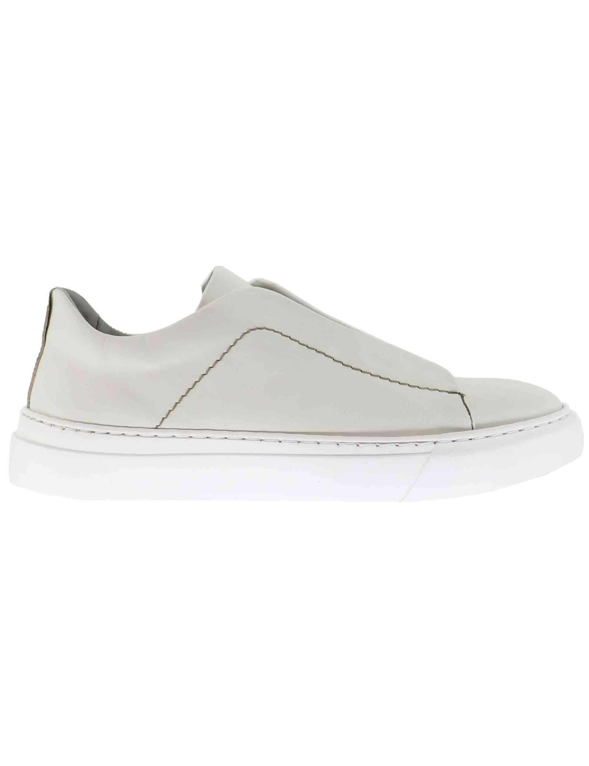 Sneakers uomo in pelle off white SP9626 003 Spatarella 