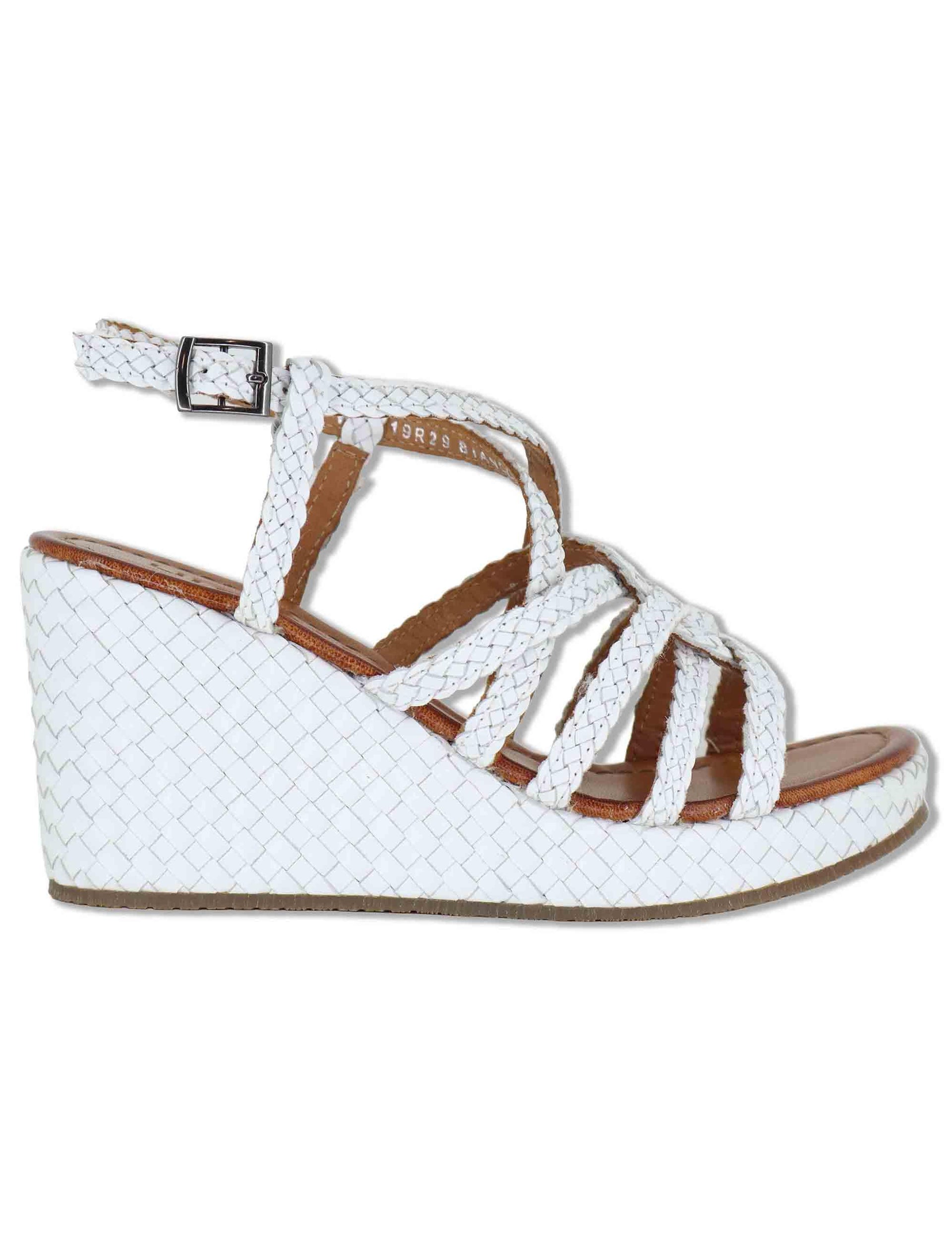 Sandali donna in pelle intrecciata bianca con zeppa alta WD319R29 500051 Vueva 