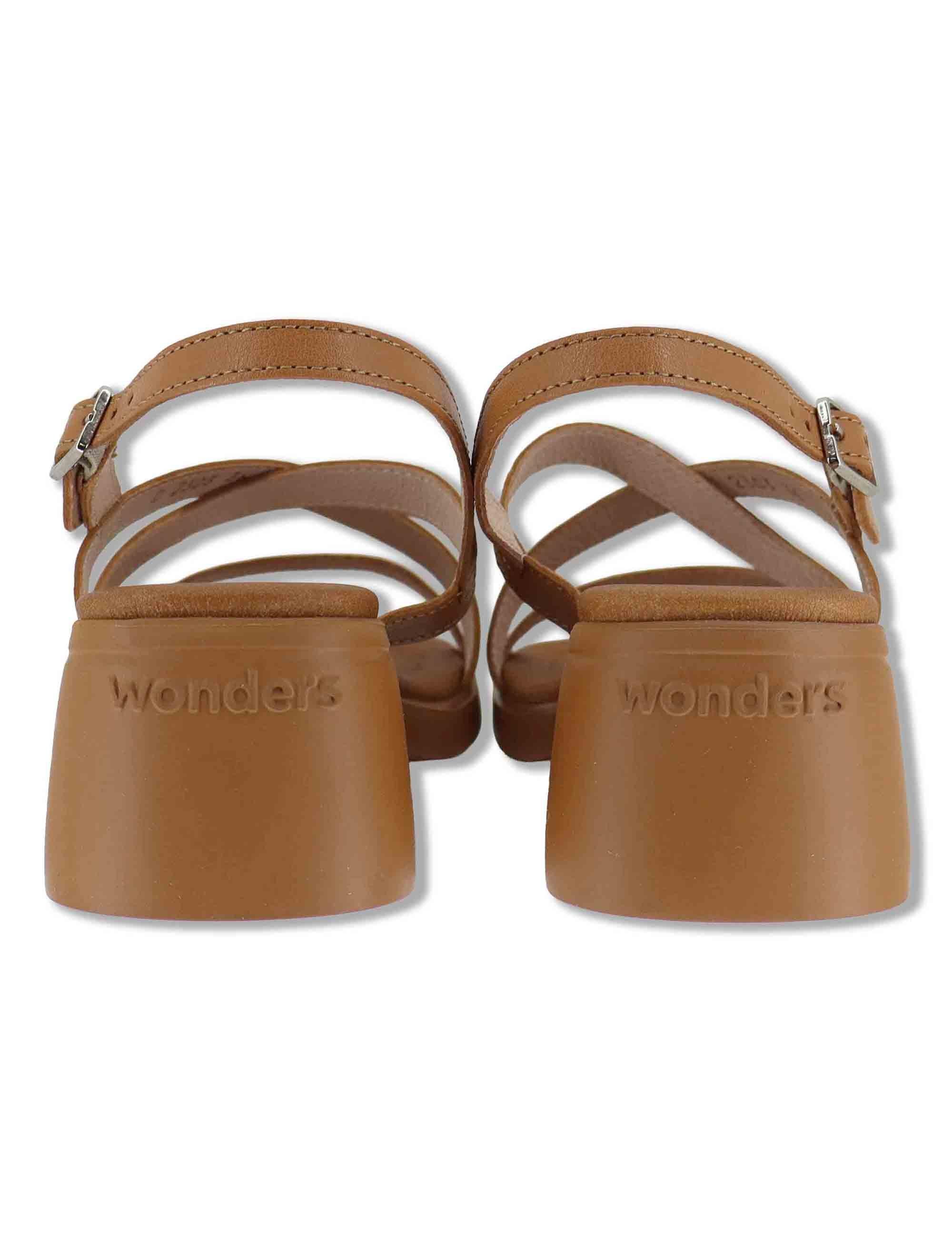 Sandali slingback donna in pelle cuoio con tacco medio e sottopiede soft D-2303 014 Wonders 