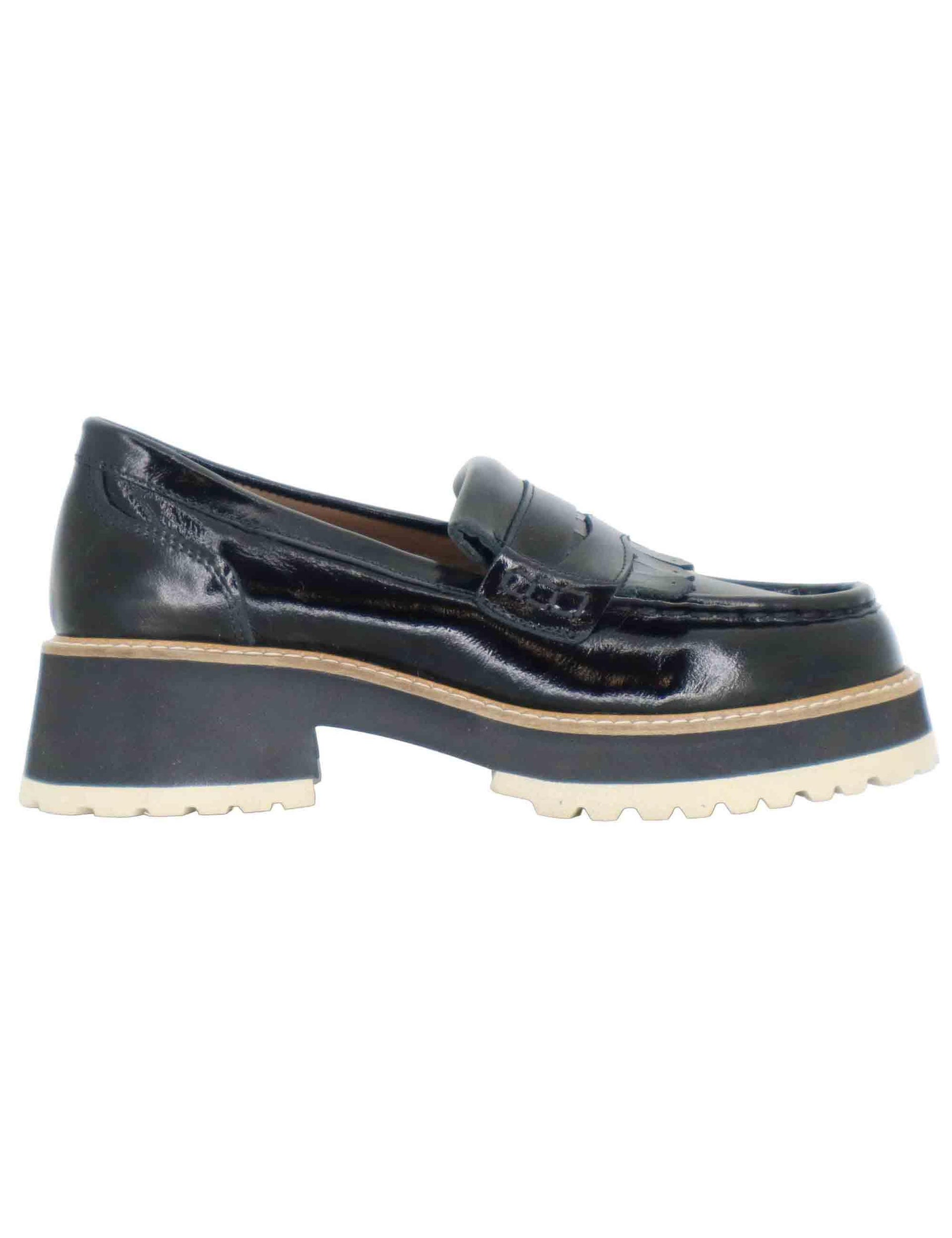 Mocassini donna in pelle nera con suola in gomma alta e punta tonda SP56888 001 Spatarella 
