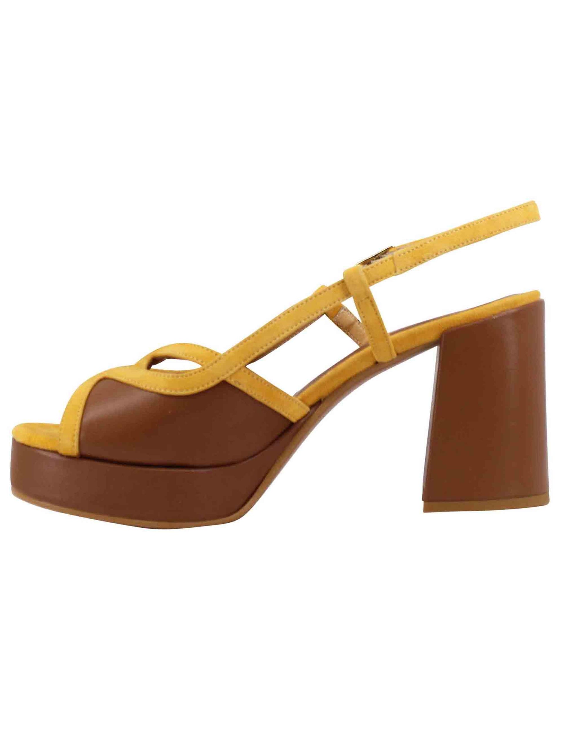 Sandali slingback donna in camoscio giallo e pelle cuoio con tacco alto e plateau SP857 049 Spatarella 