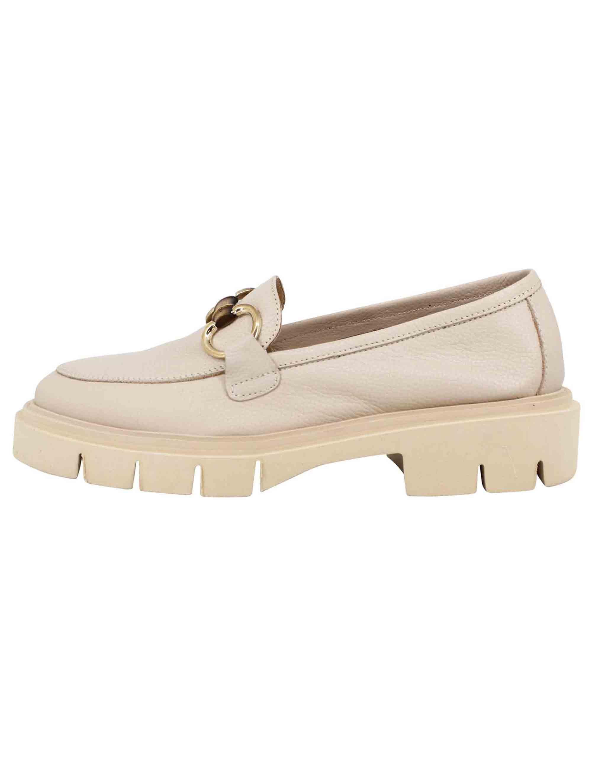 Mocassini donna in pelle beige con suola carrarmato leggera SPD765 015 Spatarella 