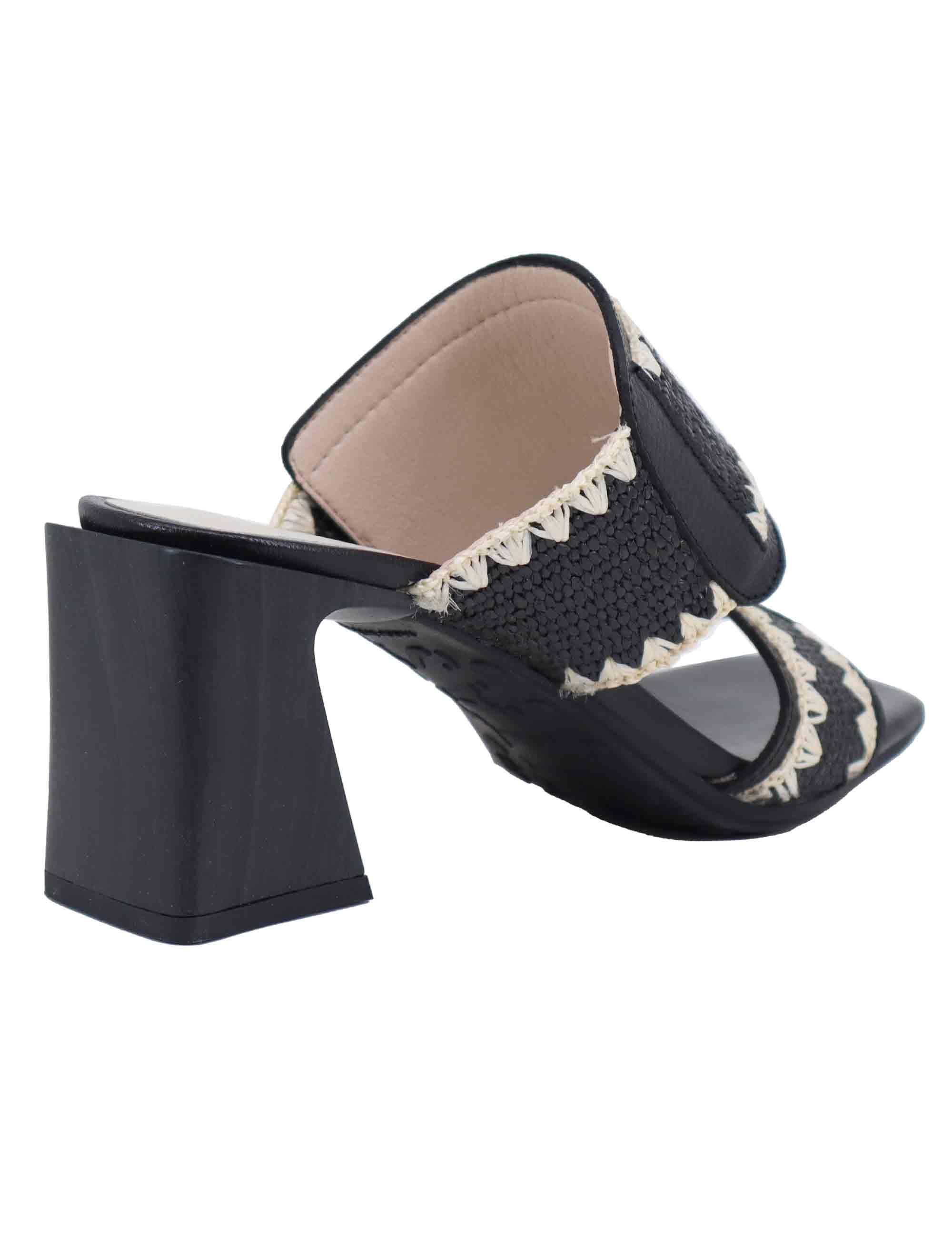 Sandali donna doppia fascia in pelle nera con tacco alto HV253946 C010 Hispanitas 