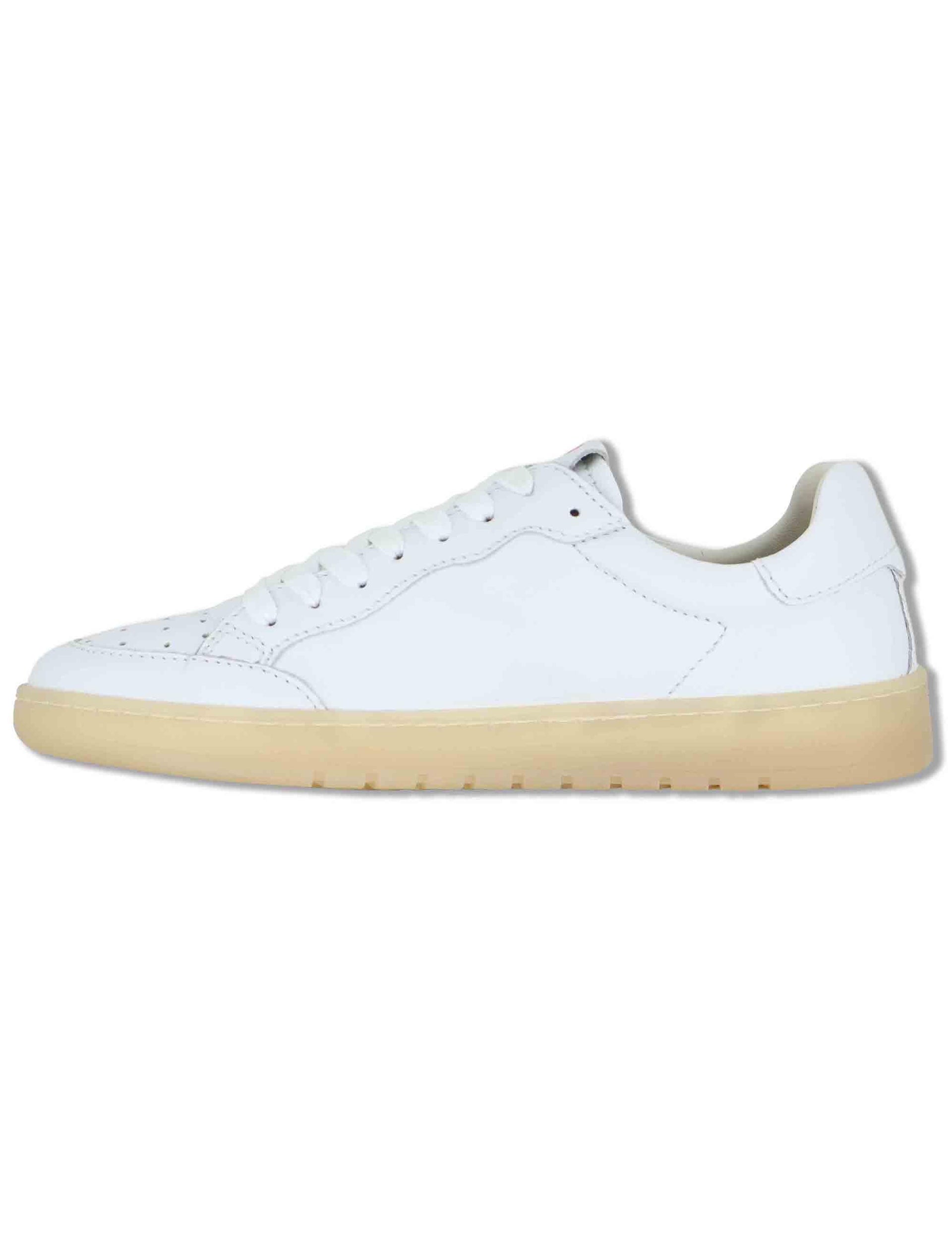 Sneakers uomo in pelle bianca soft con sotto piede morbido MS600R37 500123 Vueva 