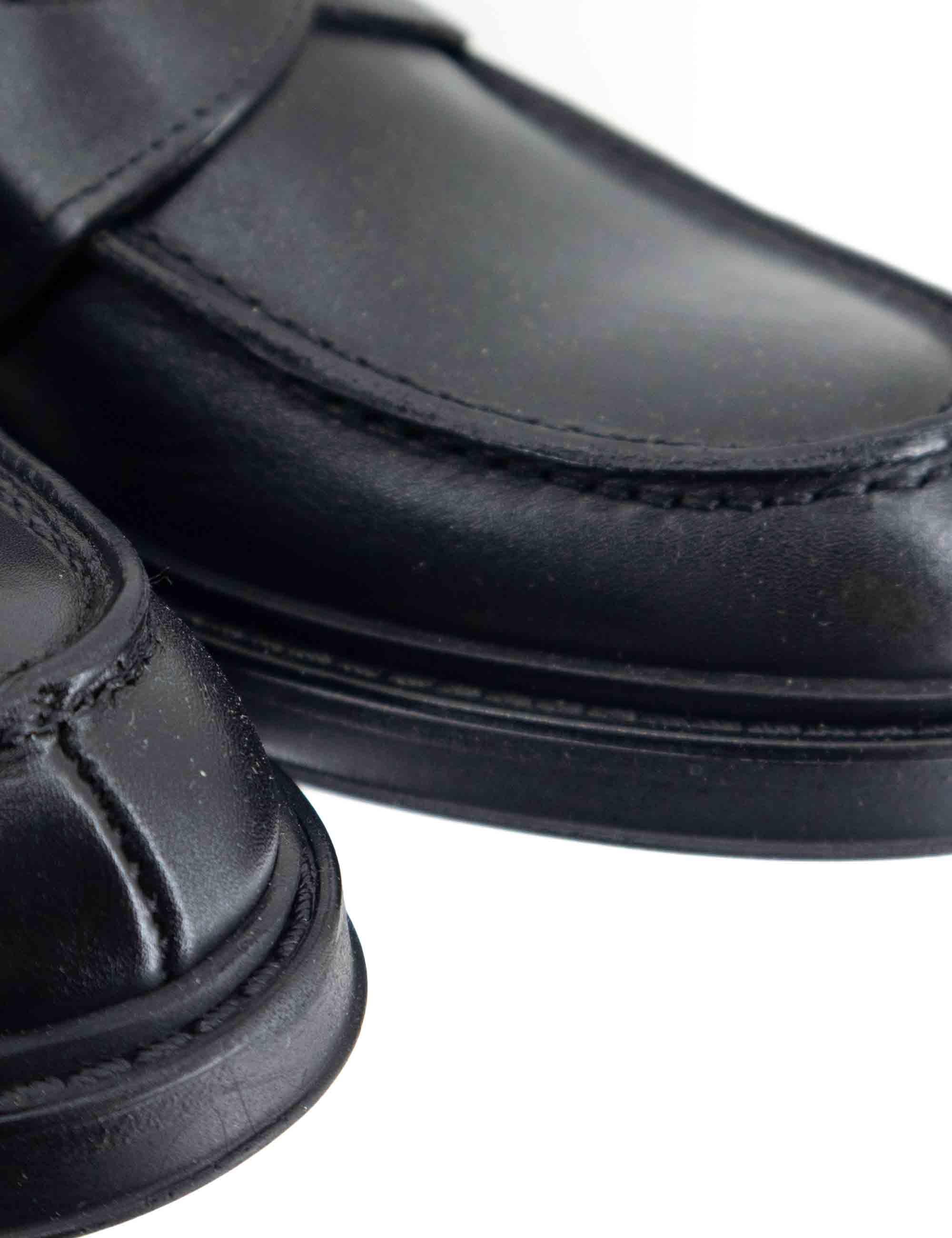 Mocassini uomo in pelle nera con suola in gomma cucita SP1056 0001 Spatarella 