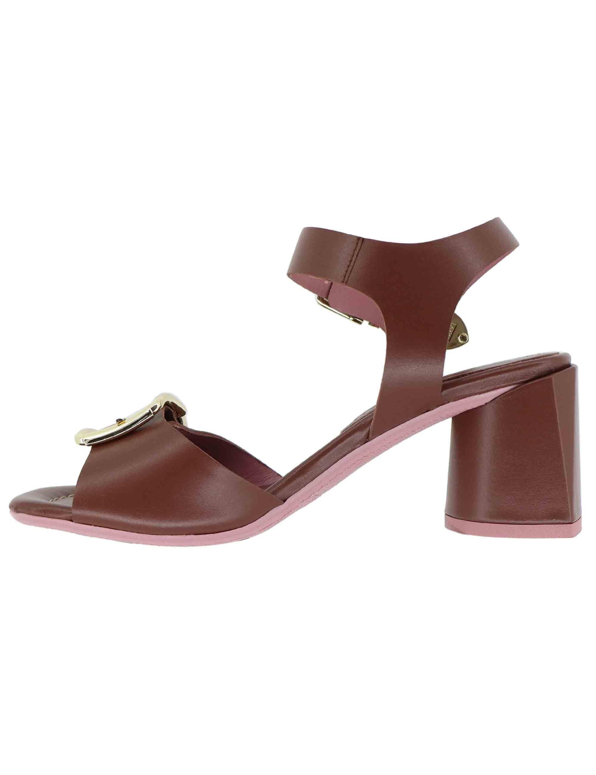 Sandali donna in pelle cuoio con fibbia oro FRESIA05 014 Lorenzo Mari 