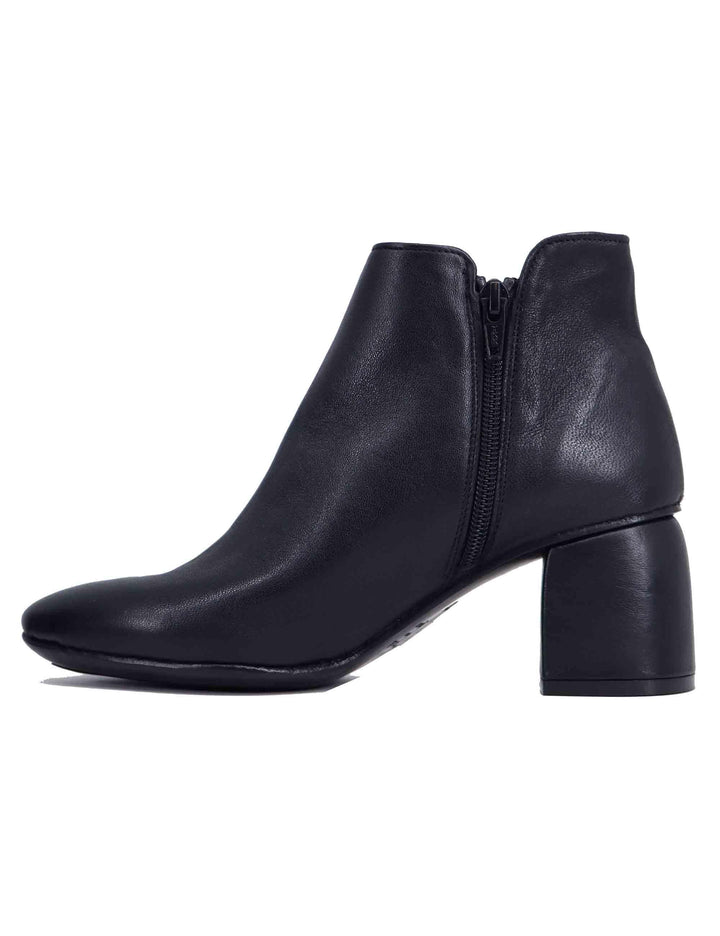 Stivaletti donna in pelle nera 124900 001 Kudetà 