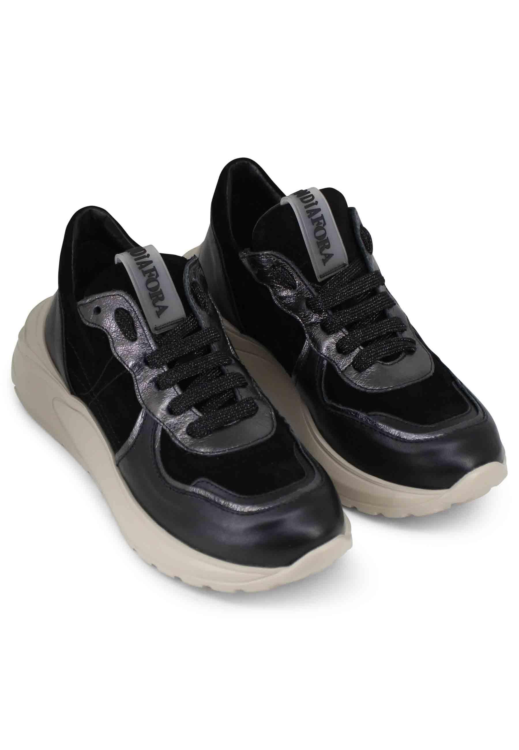 Sneakers donna in pelle nera con suola in gomma SPIKE 001 Andia Fora 