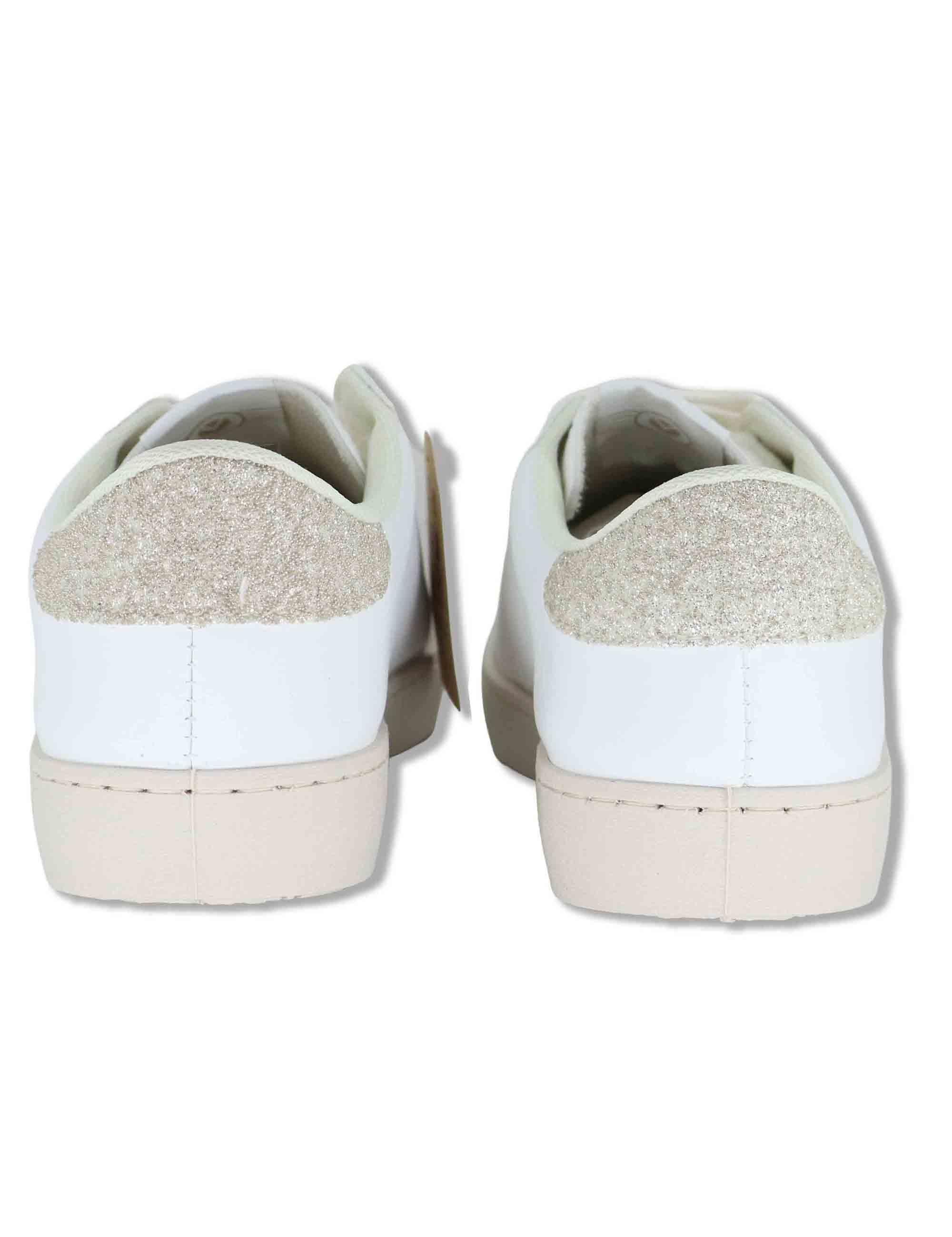 Sneakers donna Berlin in pelle bianca con logo in cavallino 1126238 594_Platino Victoria 