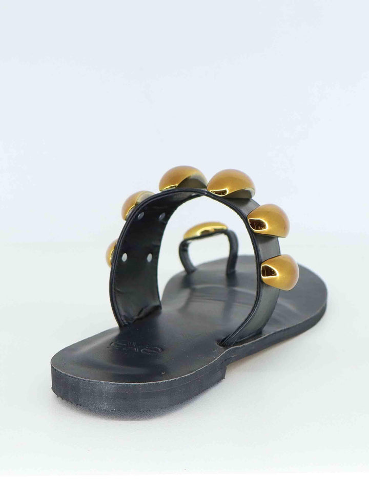 Sandali flat infradito donna in tessuto nero con borchie U428B6011001 NSS01 Exe 