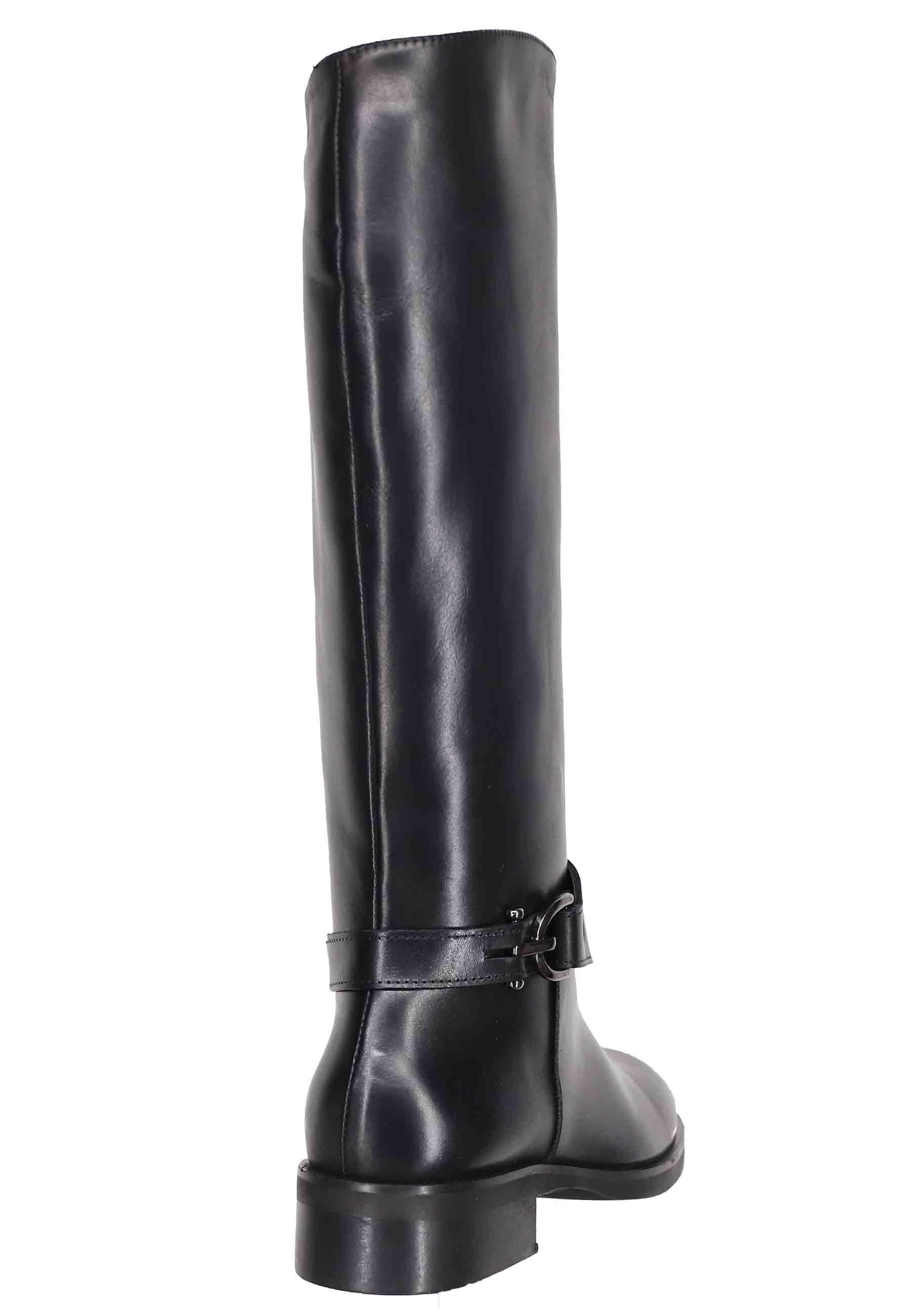 Stivali donna in pelle nera con fibbia tacco basso SPR17 001 Spatarella 