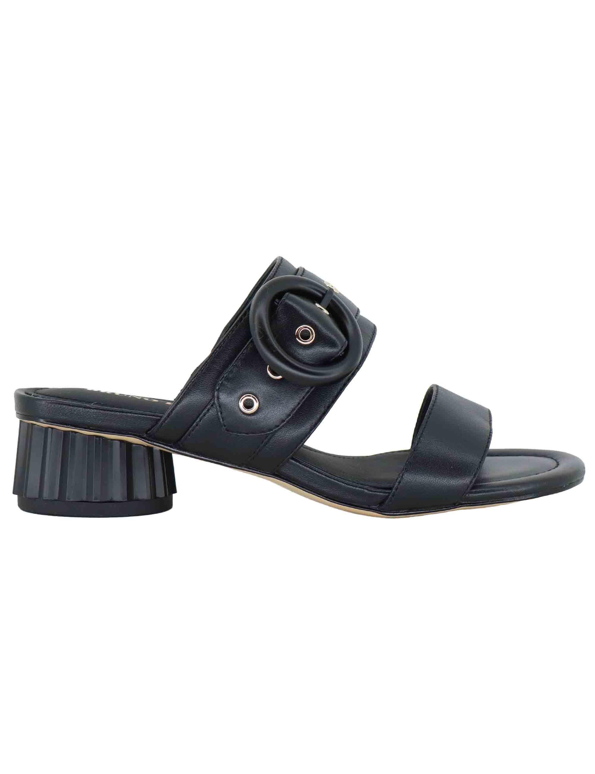 Sandali donna in pelle nera con tacco basso e fibbia BL2104X 001 Bruno Premi 