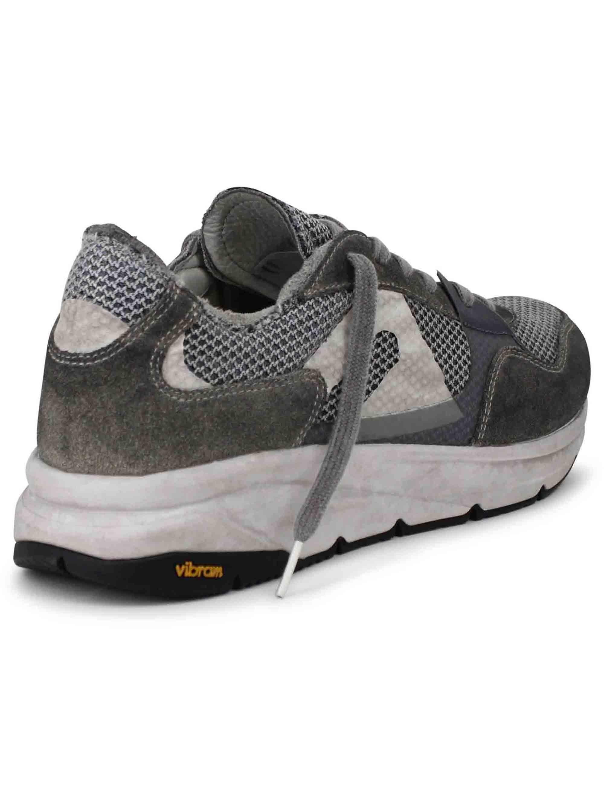 Sneakers uomo in tessuto tecnico grigio con camoscio in tinta e suola vibram 11011 315B Atala 
