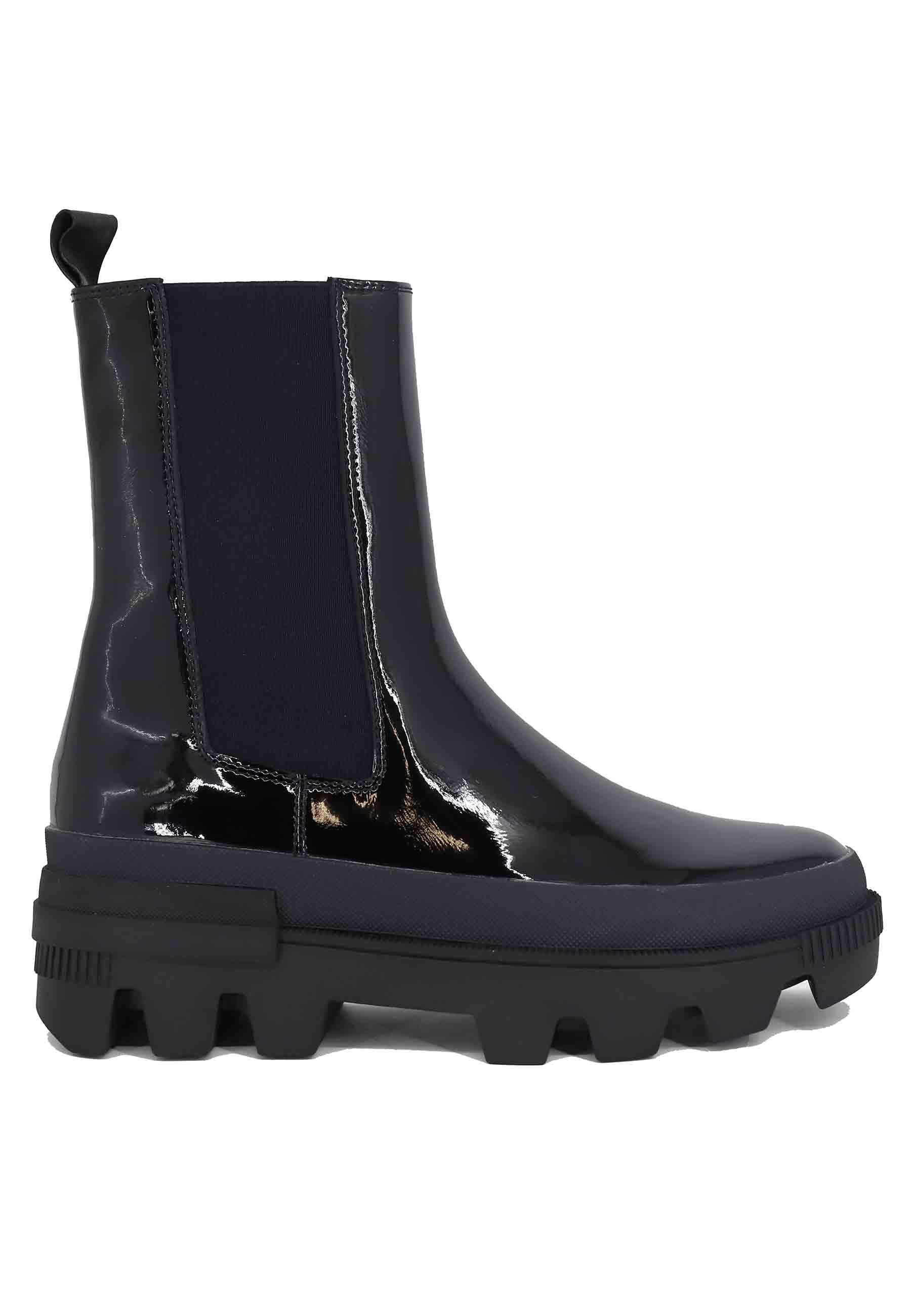 Stivaletti donna in vernice nera con fondo carrarmato Violet 830T10VK 001 Bibi Lou 
