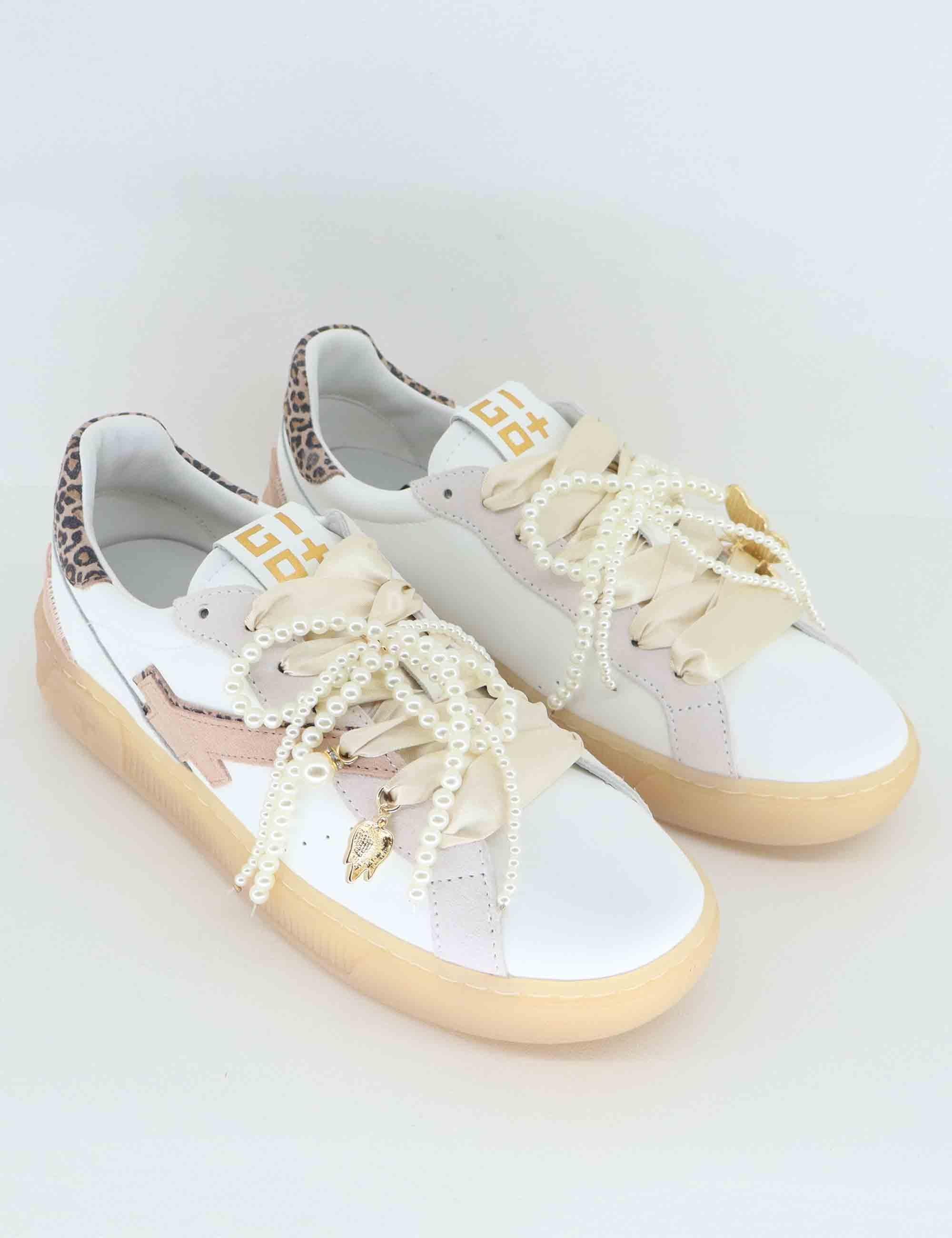 Sneakers donna in pelle bianca con charms BLUE 100 Gio + 