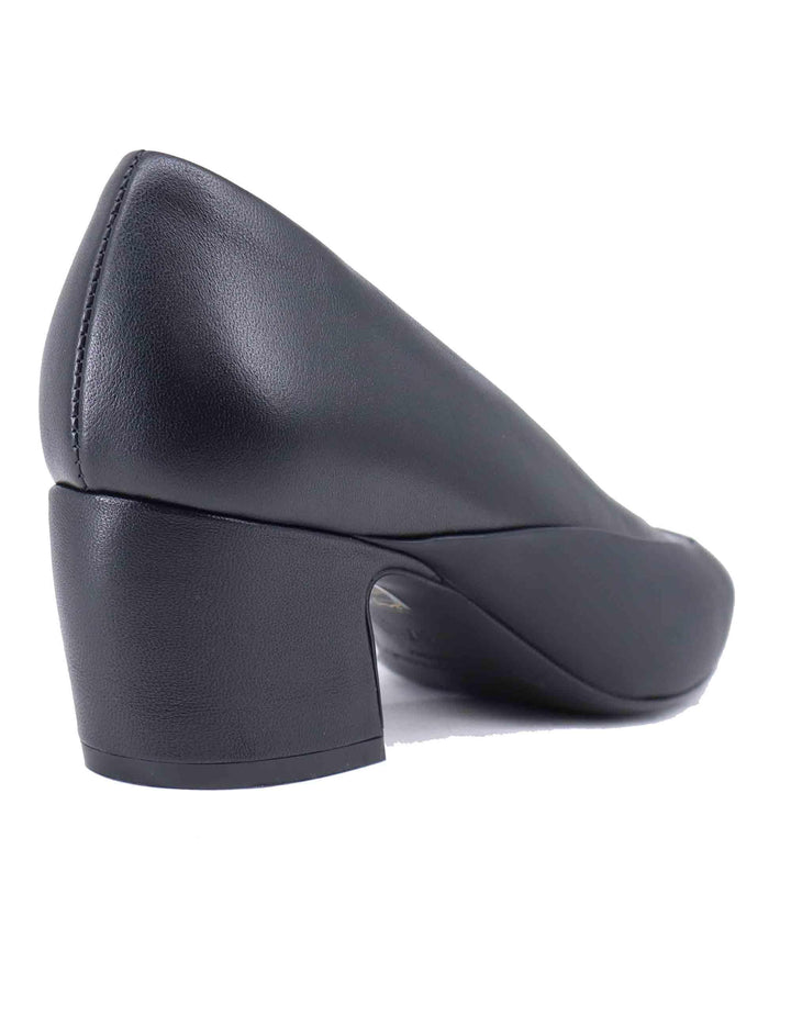 Decollete donna in pelle nera con punta FRU02 001 Poesie Veneziane 