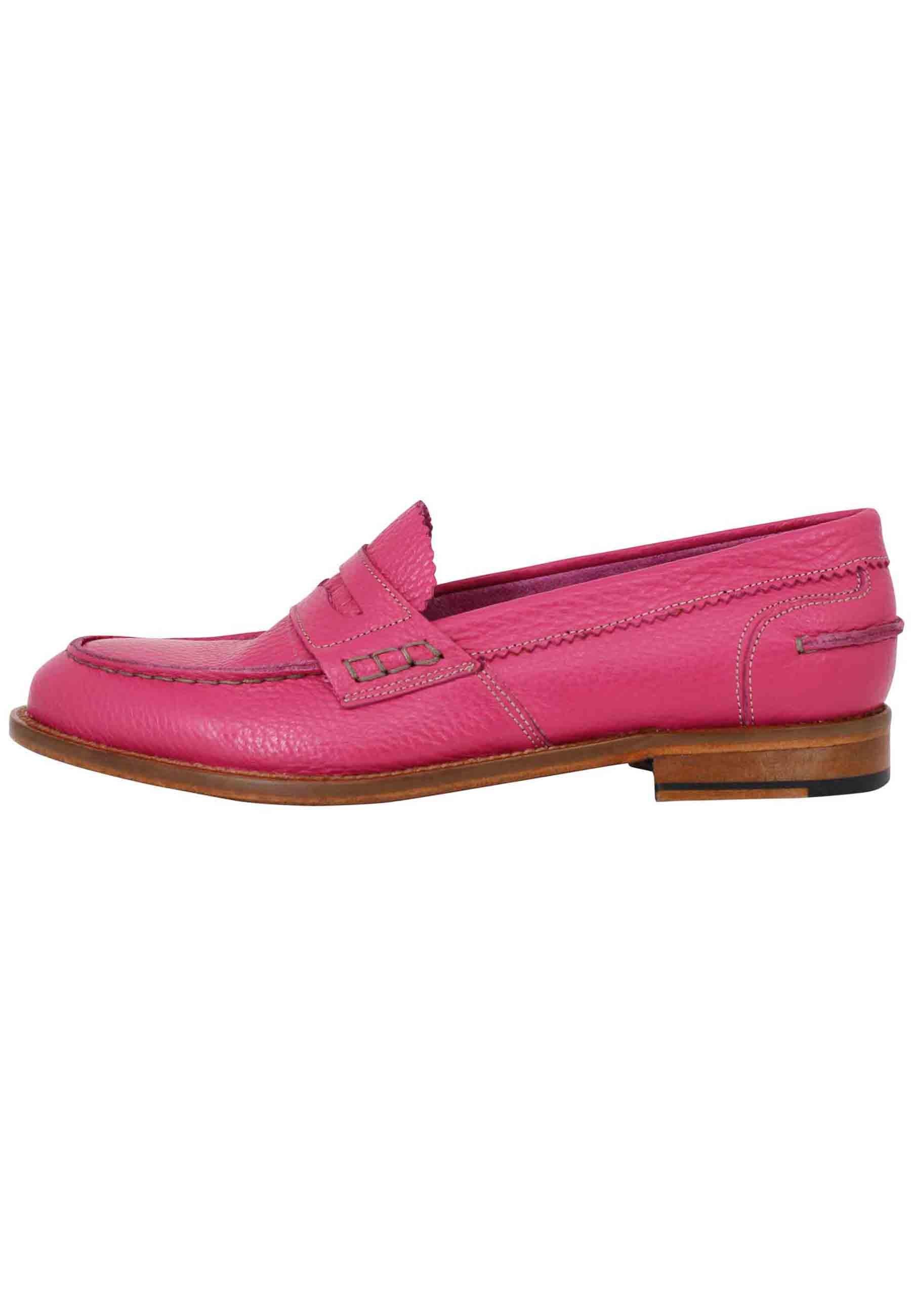 Mocassini donna in pelle martellata fuxia con bendina in tono e suola in cuoio SPD306 053 Spatarella 