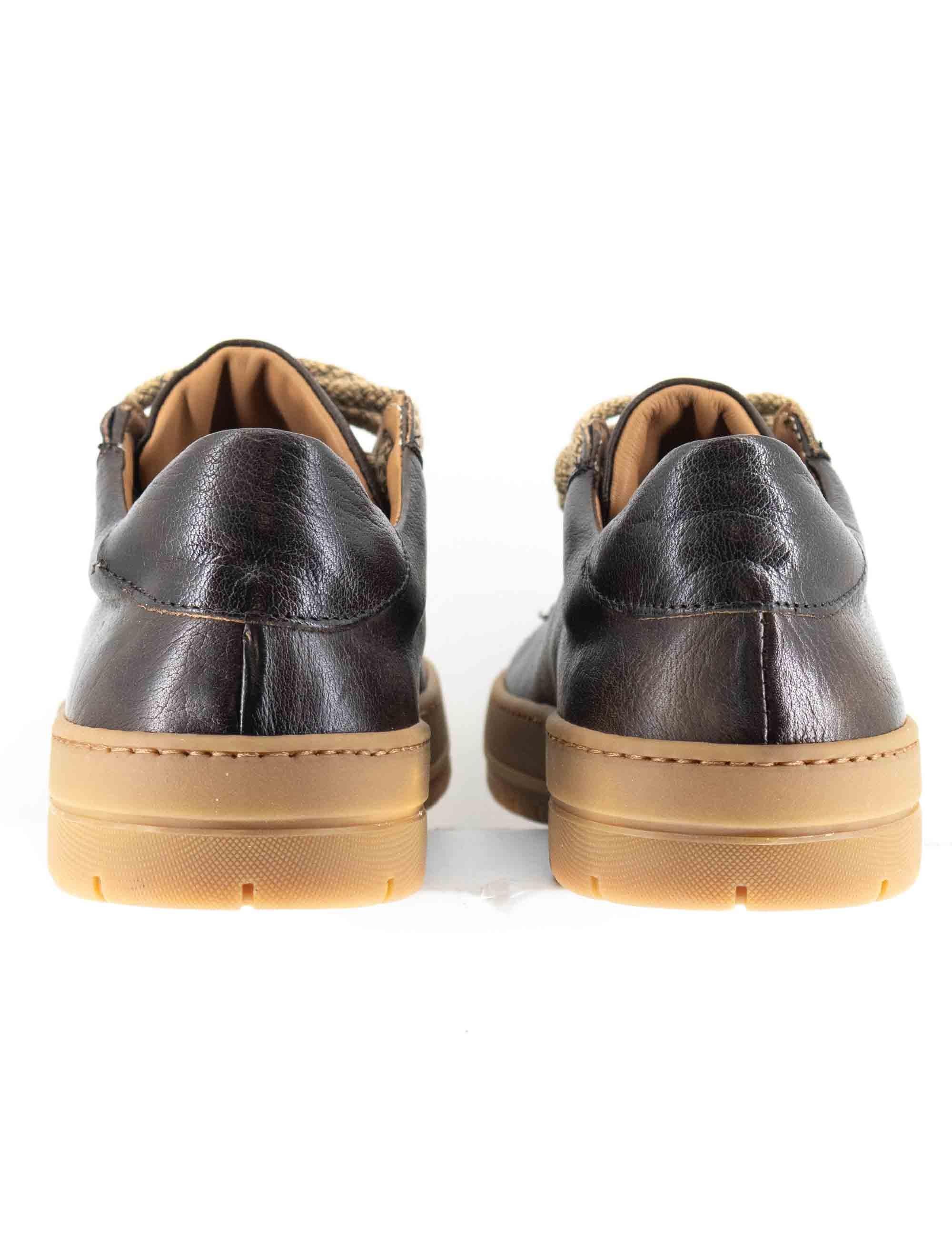 Sneakers uomo in pelle marrone con suola in gomma cucita ambra SP0622 014 Spatarella 
