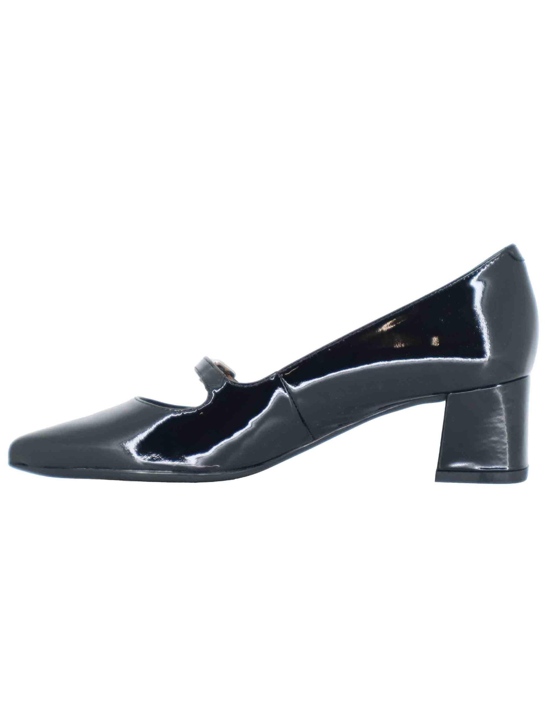 Decollete donna in vernice nera con cinturino JUNDE PA BLACK Unisa 