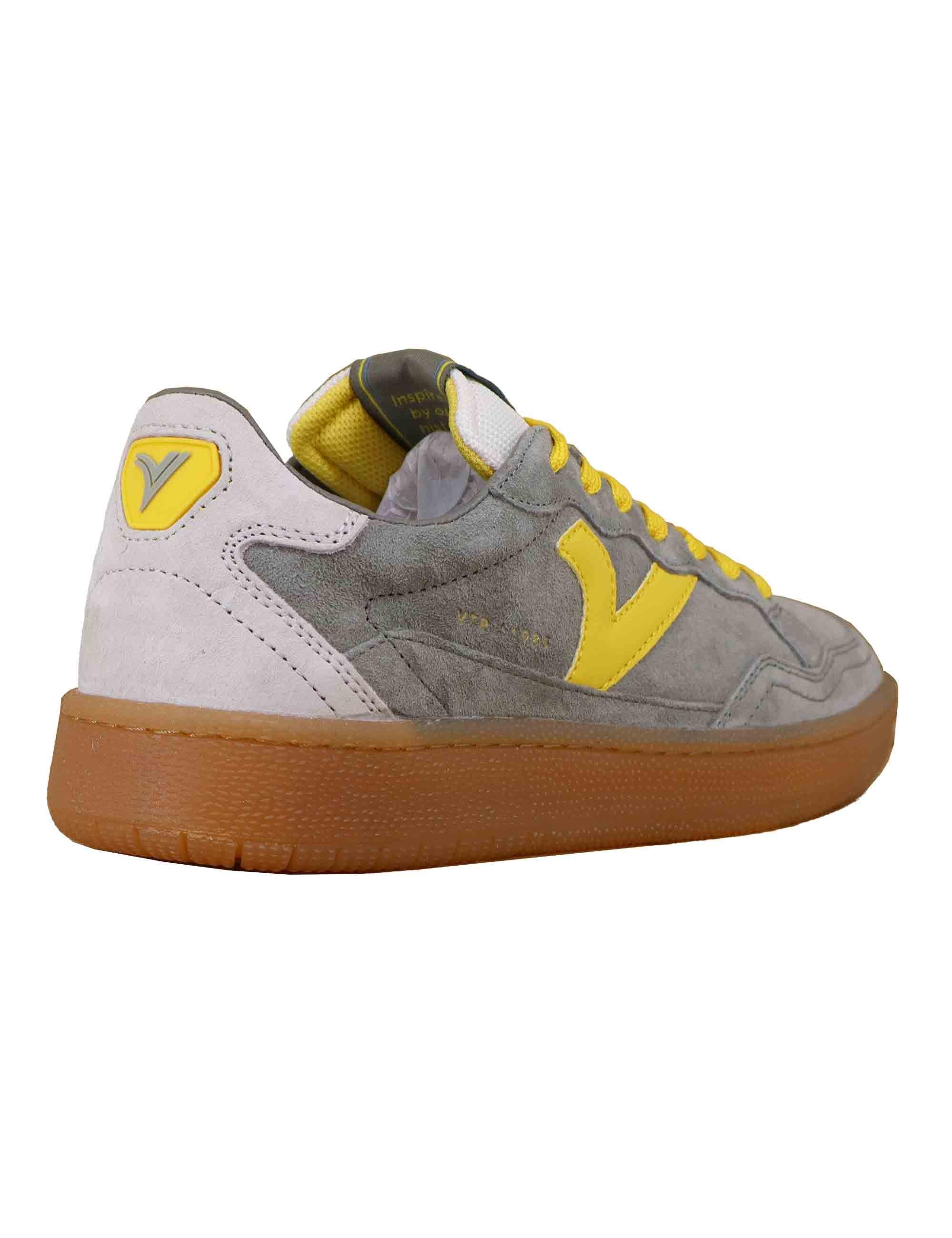 Sneakers uomo in camoscio verde con ripoti in contrasto 8806107 Kaki Victoria 