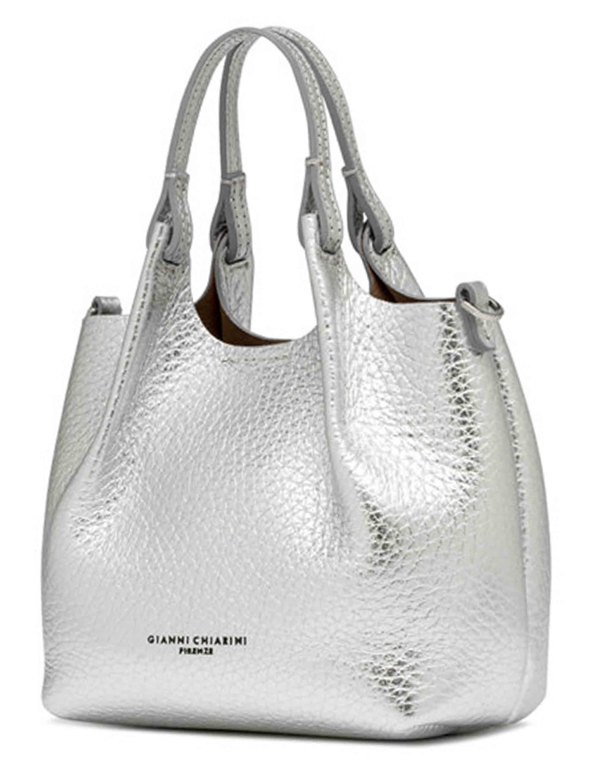 Borse donna Dua in pelle laminato argento con doppio manico e tracolla BS9718 RNGDBL T.U. 14369 Gianni Chiarini 