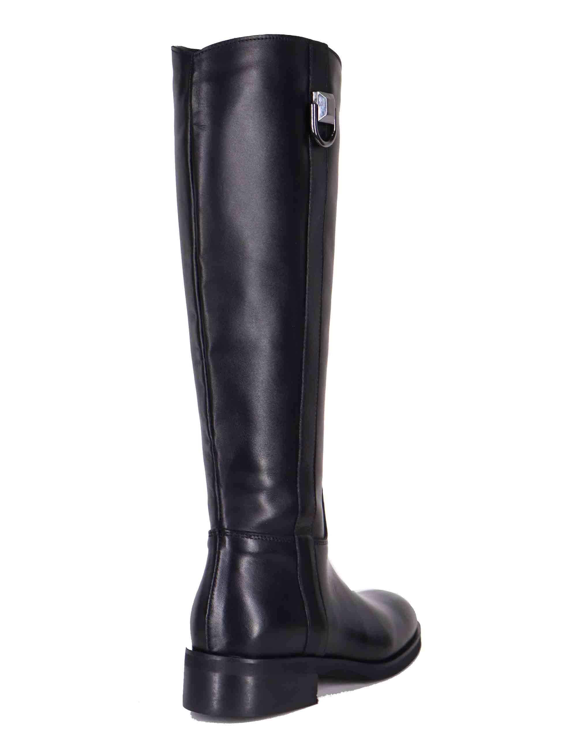 Stivali donna in pelle nera tacco basso con accessorio SPSTPR6045 001 Spatarella 