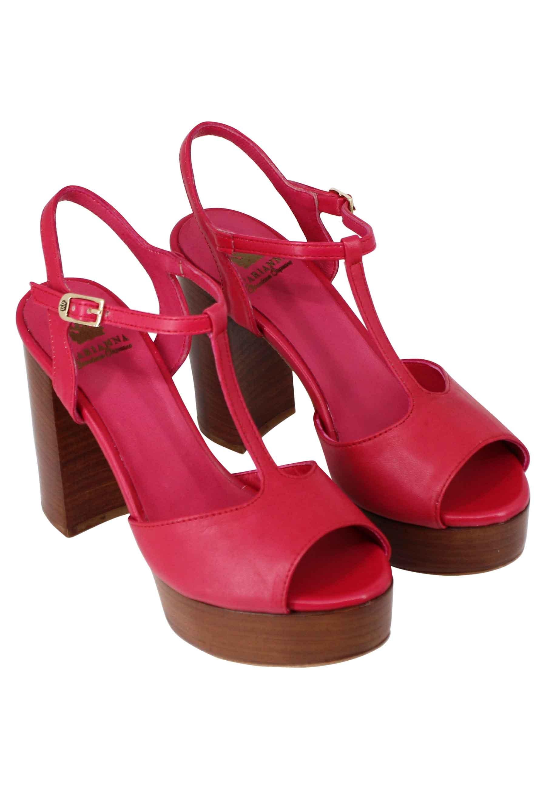 Sandali donna in pelle rossa con cinturino tacco alto e plateau DS7010 017 L'Arianna 