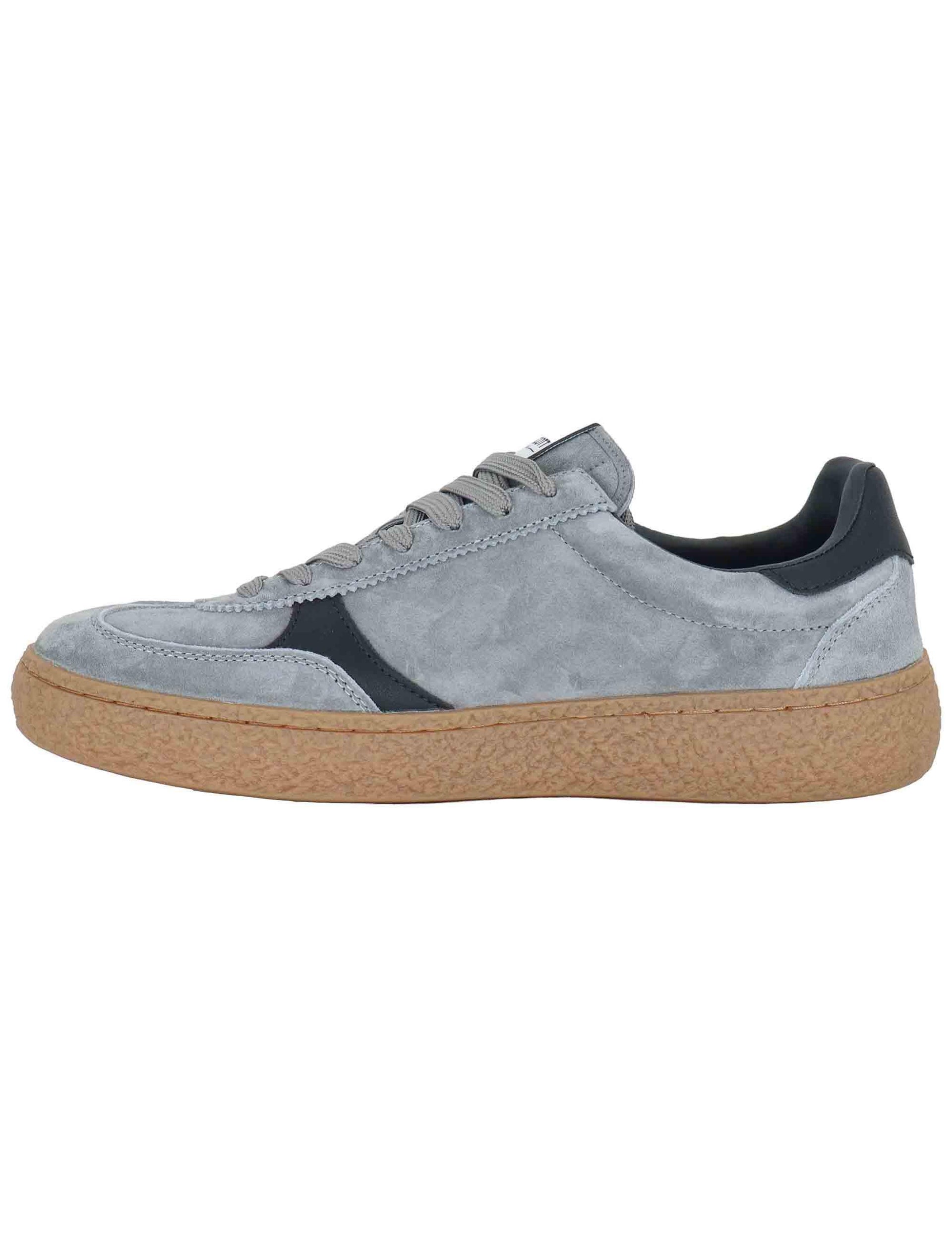Sneakers uomo in pelle grigia con riporti in contrasto e logo laterale ATLANTIDE012 125 Lyle & Scott 