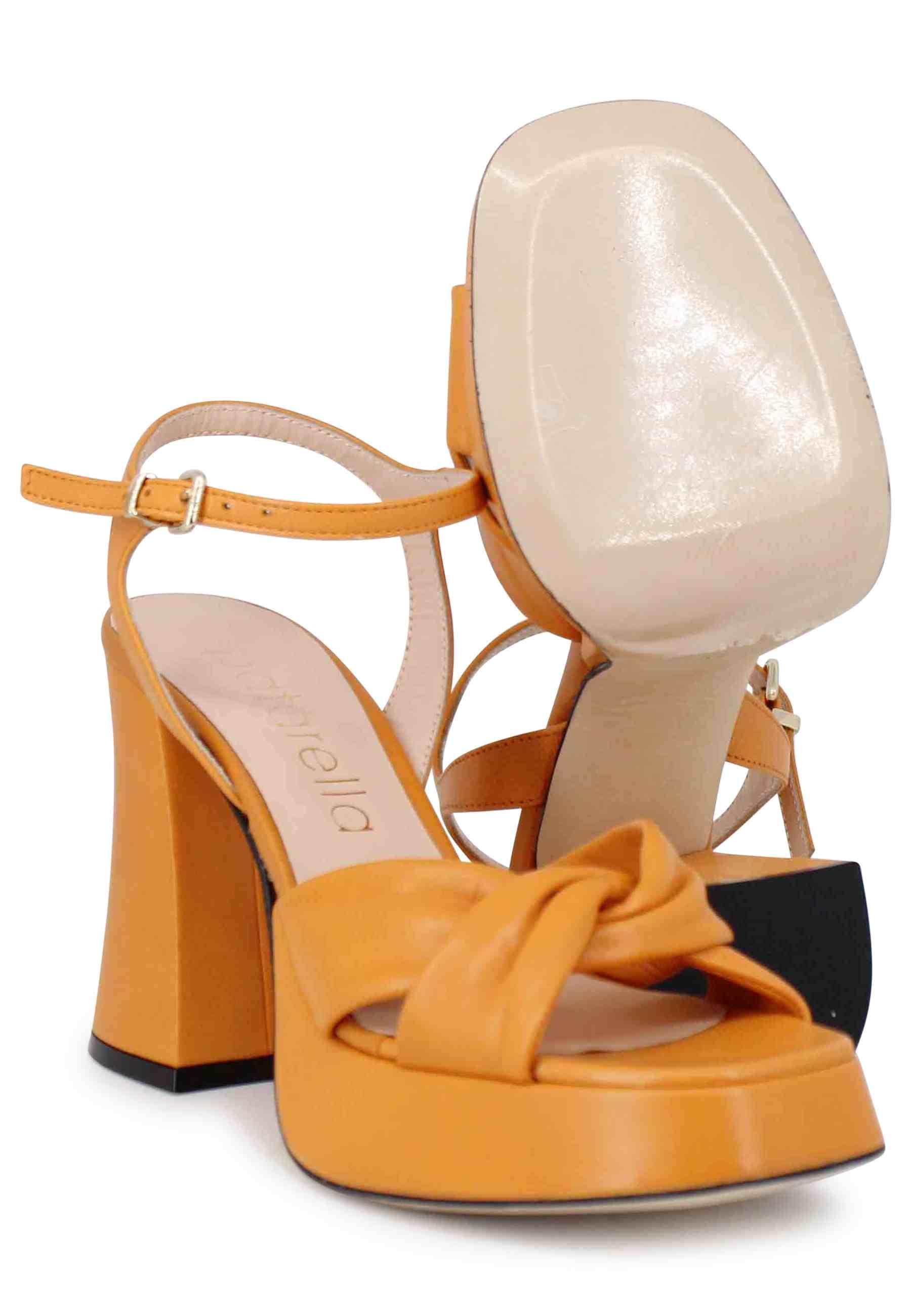 Sandali donna in pelle arancione con tacco alto plateau e cinturino alla caviglia SP1403 025 Spatarella 