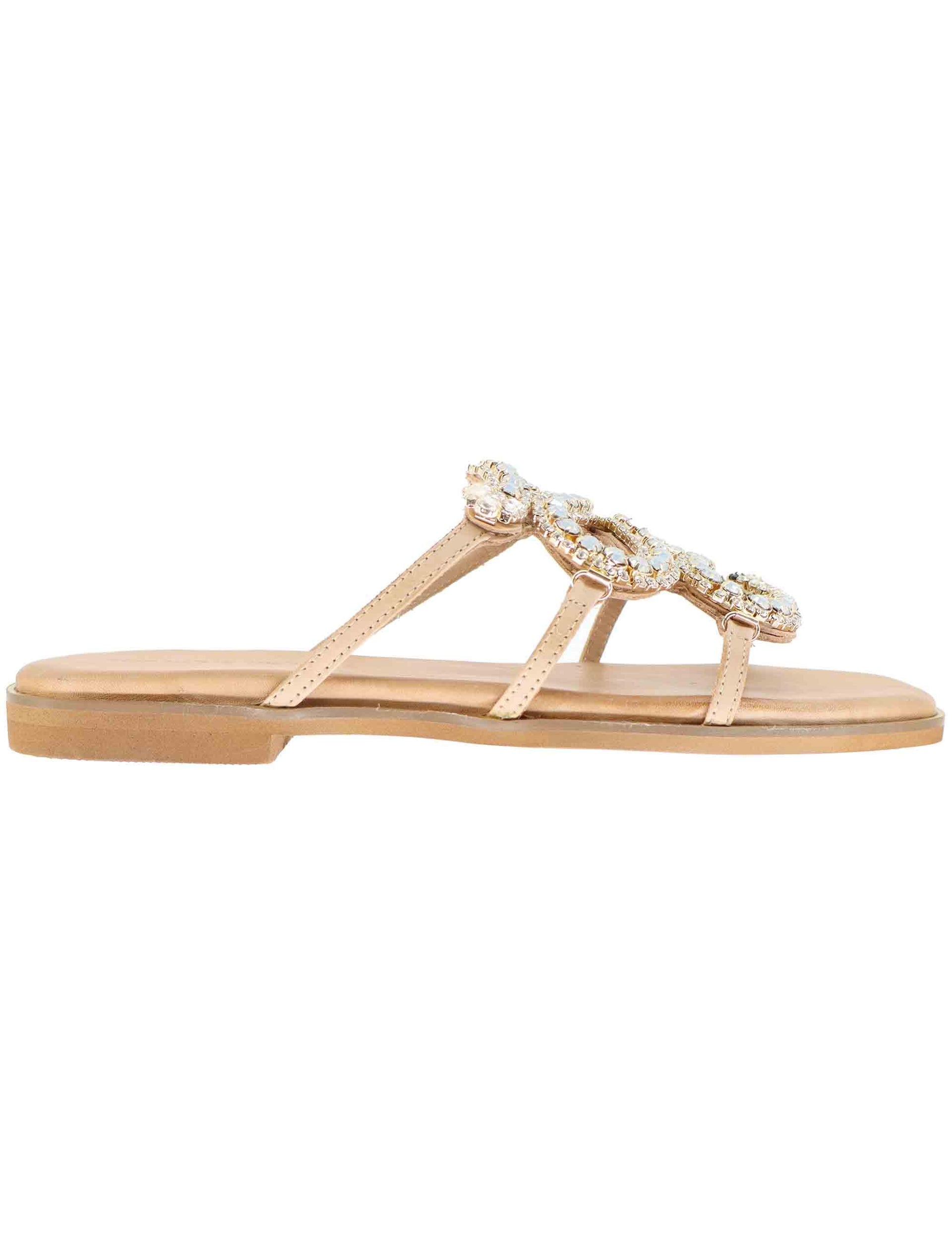Sandali bassi donna in pelle beige con strass U4100543175D 543 Tsakiris Mallas 