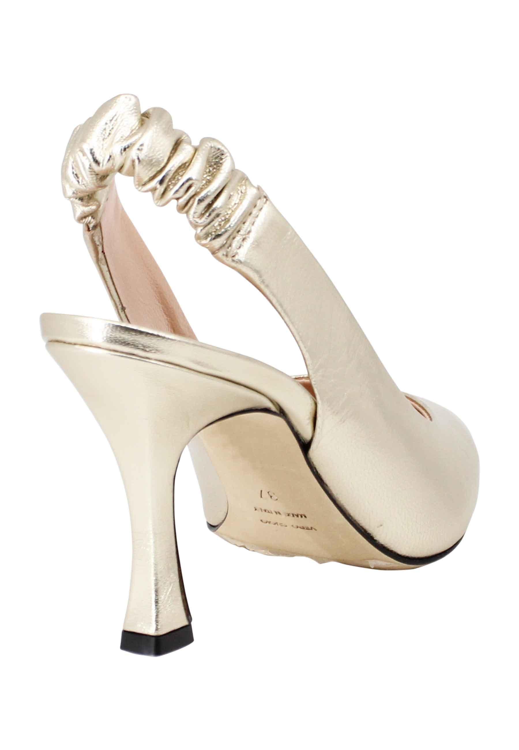 Decollete slingback donna in pelle laminata platino con tacco alto SP1604 600 Spatarella 