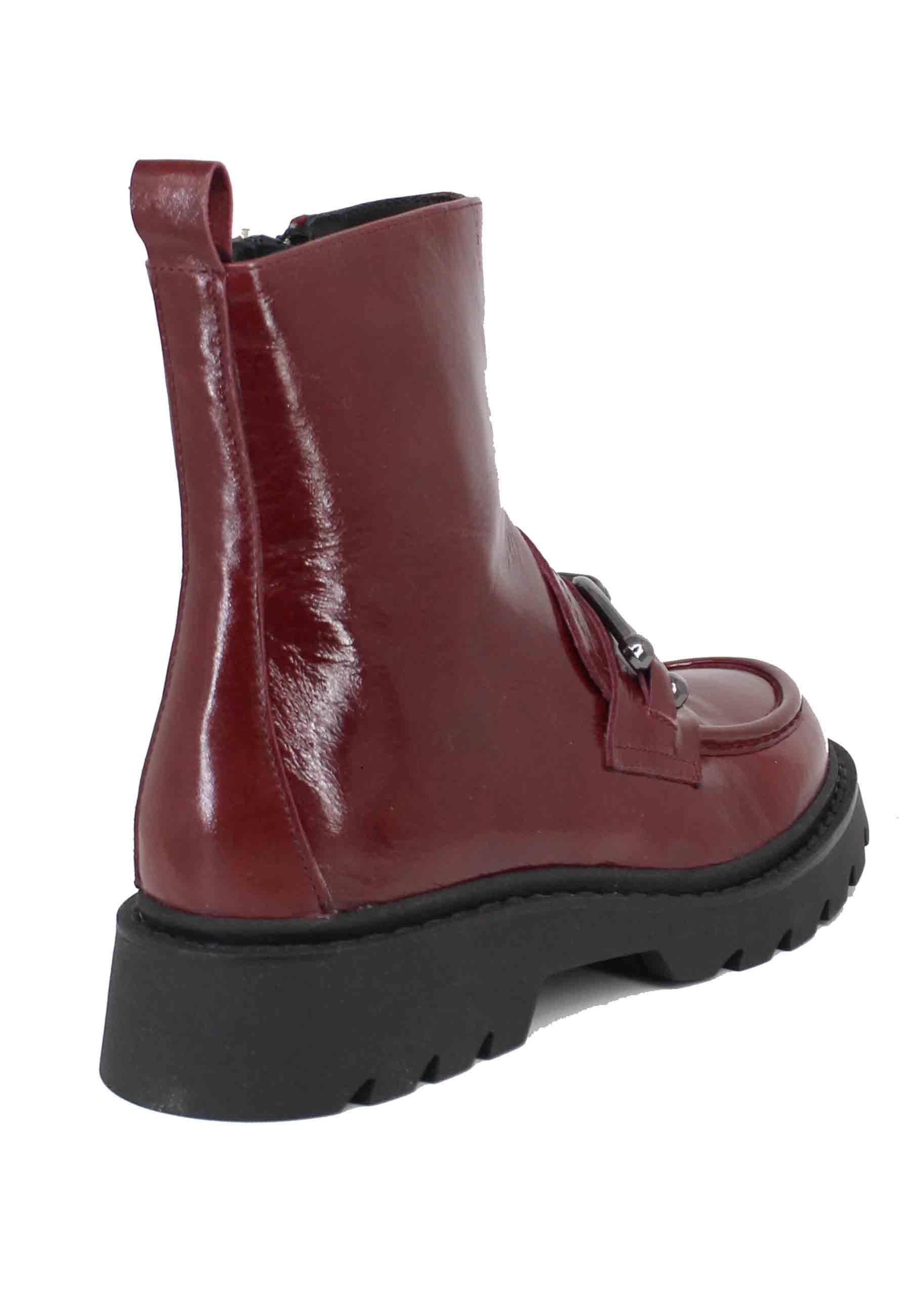Stivaletti donna in vernice bordeaux con suola carrarmato BG0302 018 Bruno Premi 